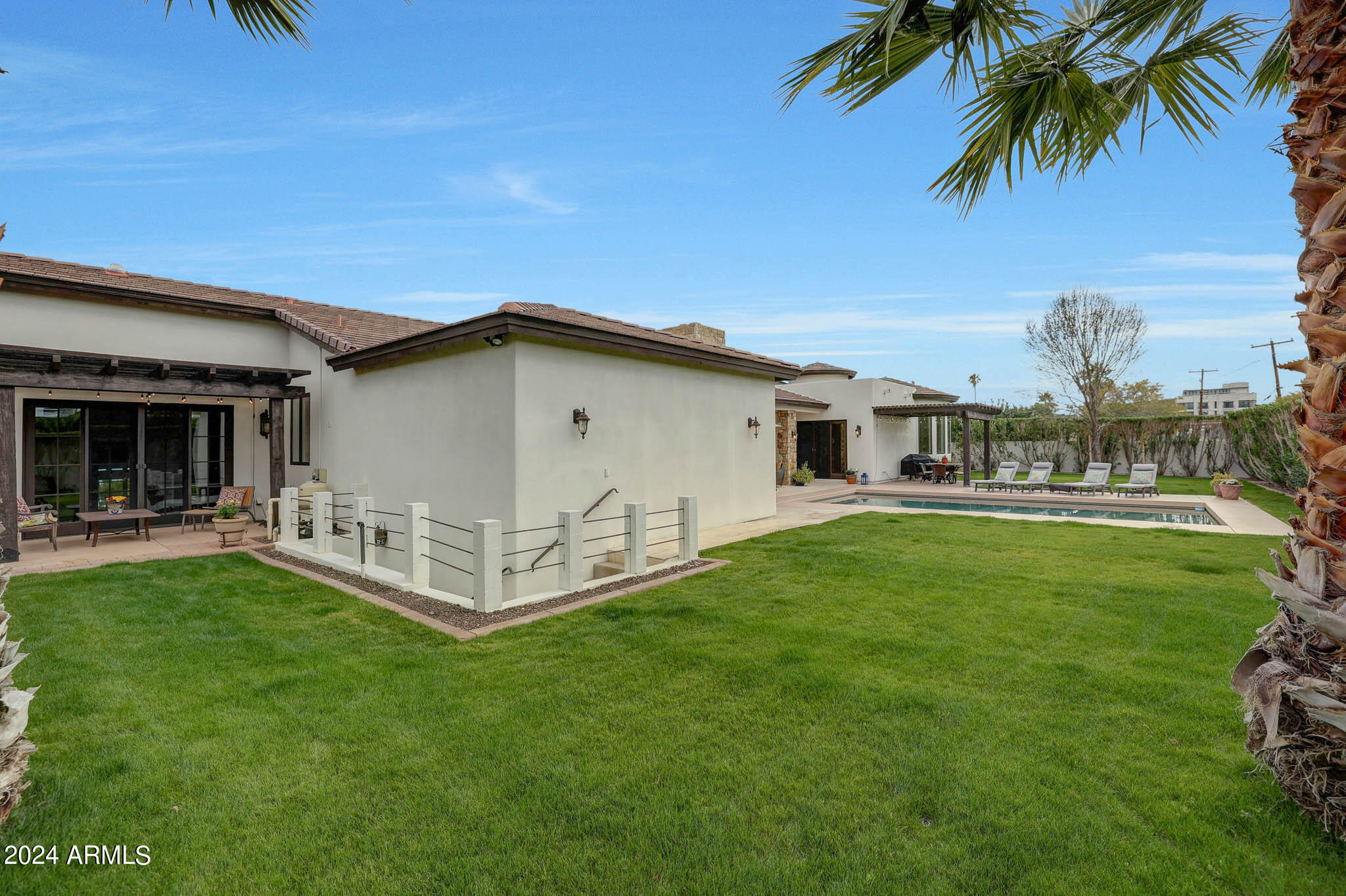 PARK PARADISE 2 - Residential