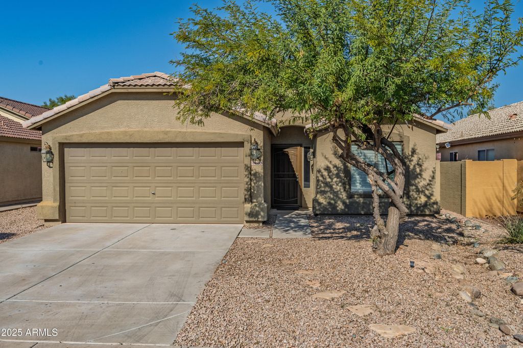 Photo of 45526 W Windmill Drive, Maricopa, AZ 85139 (MLS # 6952668)