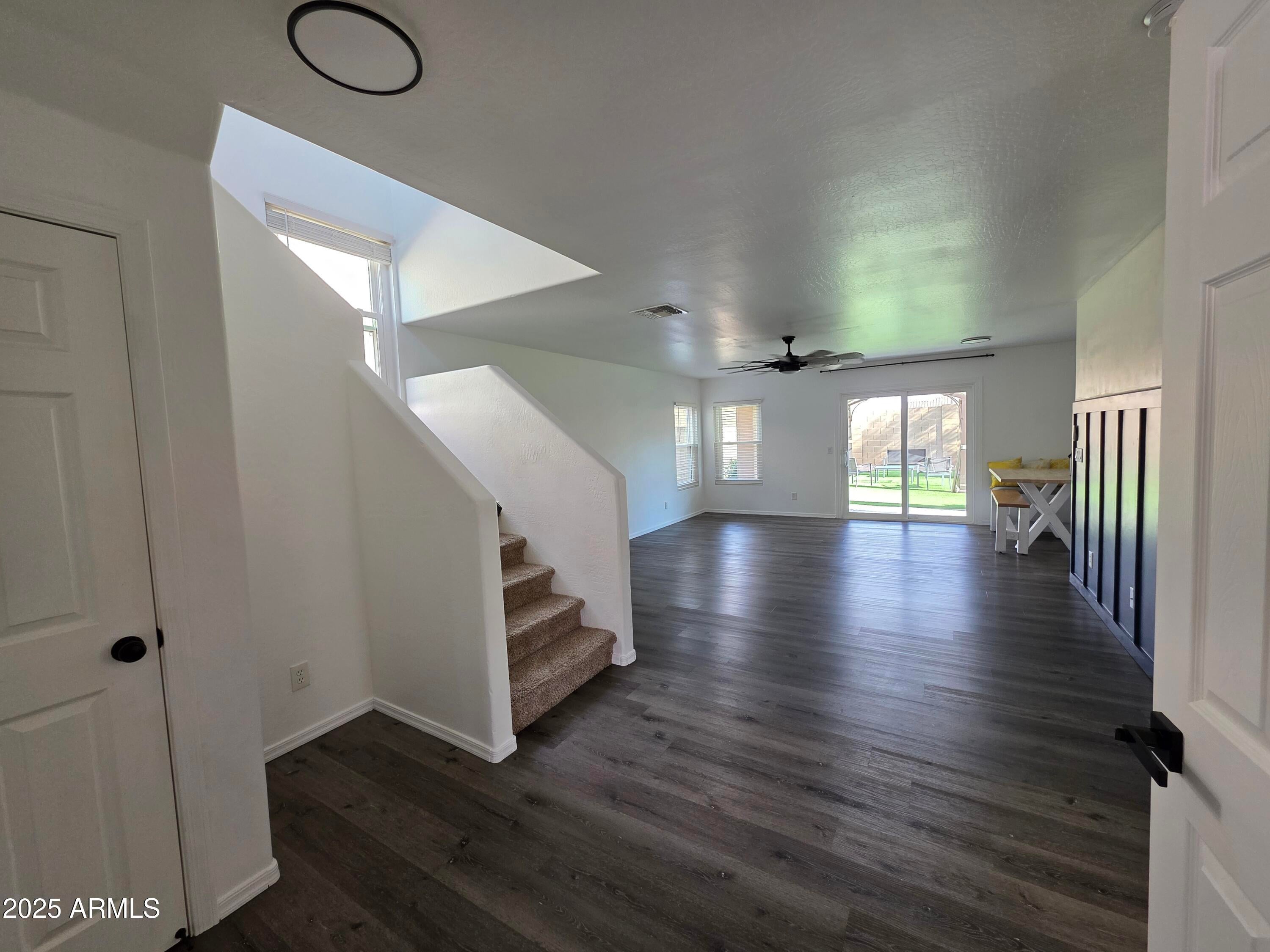 22461 W Woodlands Avenue