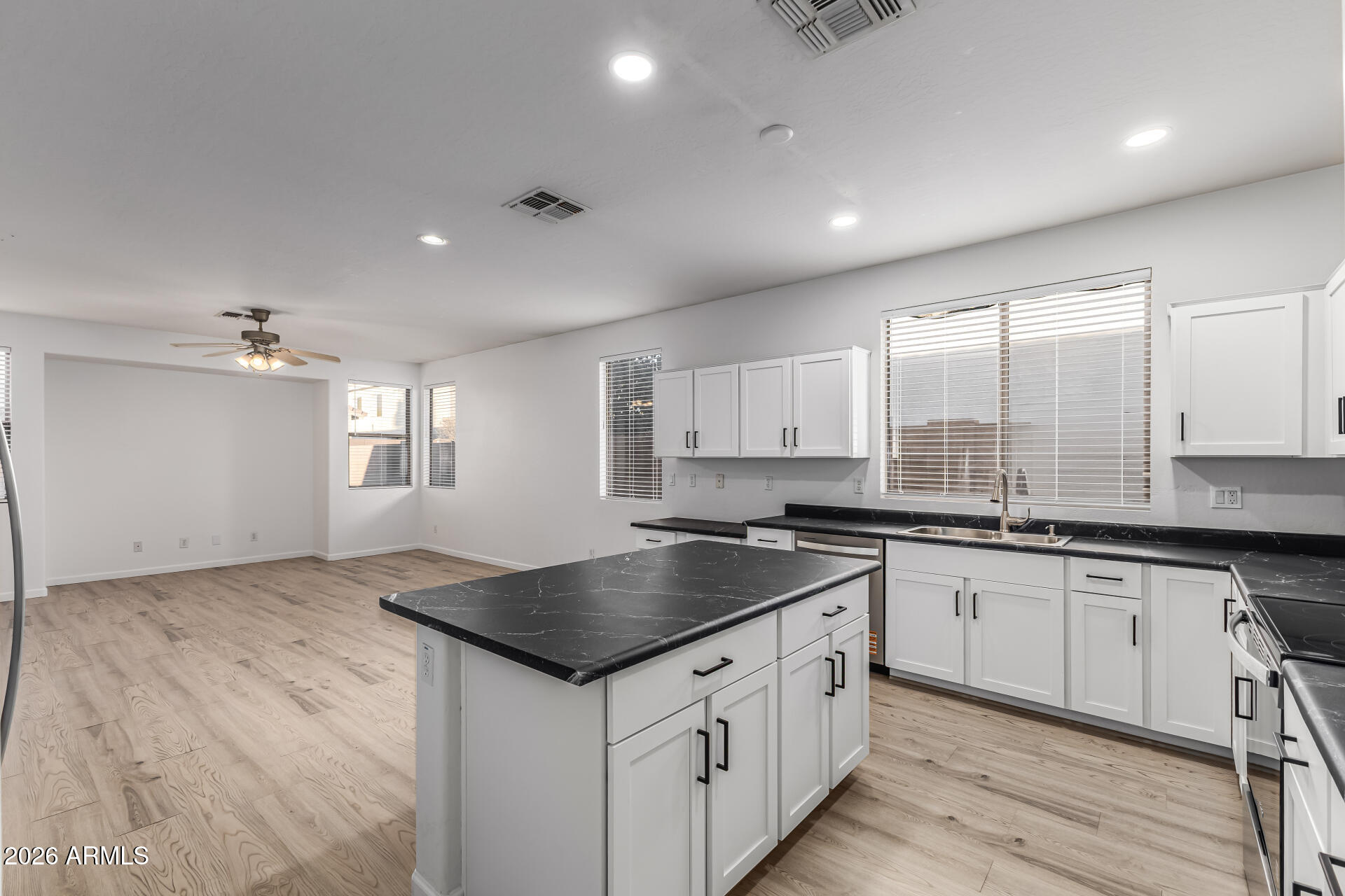 Properties 4 1364 E Whitten Place