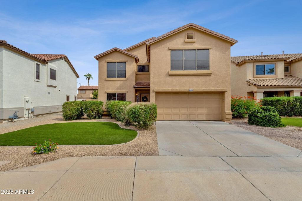 Photo of 3537 S Calderon Circle, Mesa, AZ 85212 (MLS # 6933528)