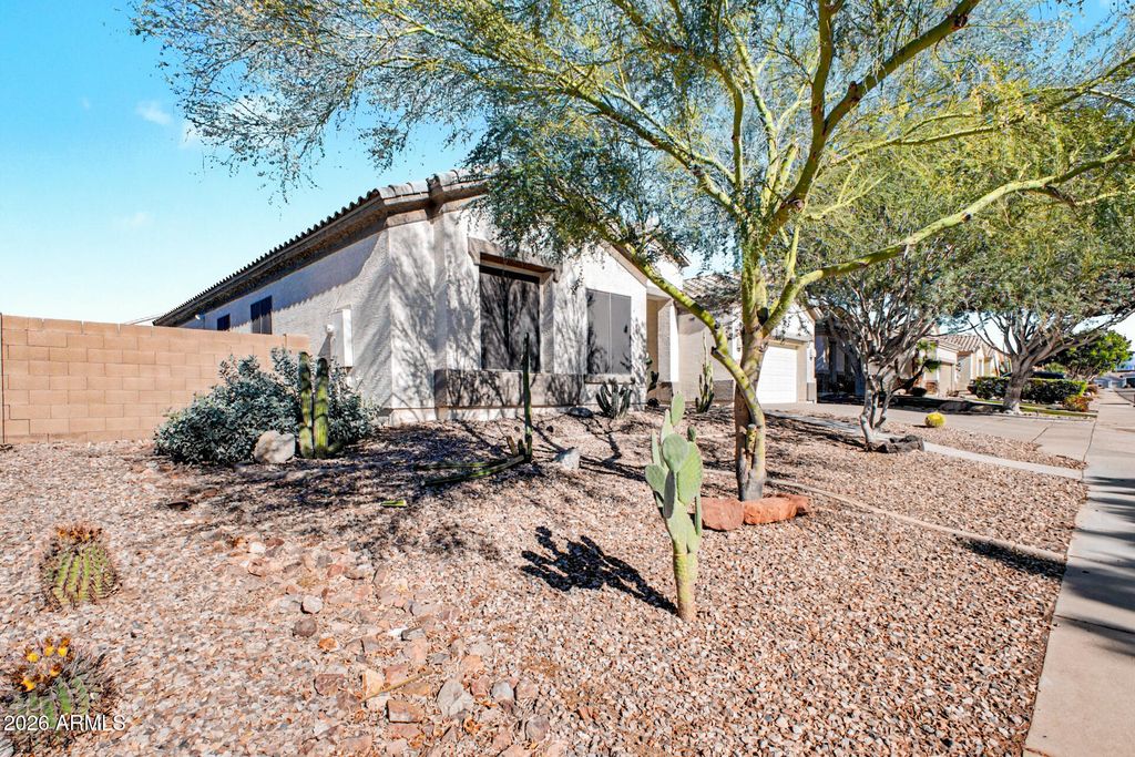 Photo of 8634 E Hillview Street, Mesa, AZ 85207 (MLS # 6968815)