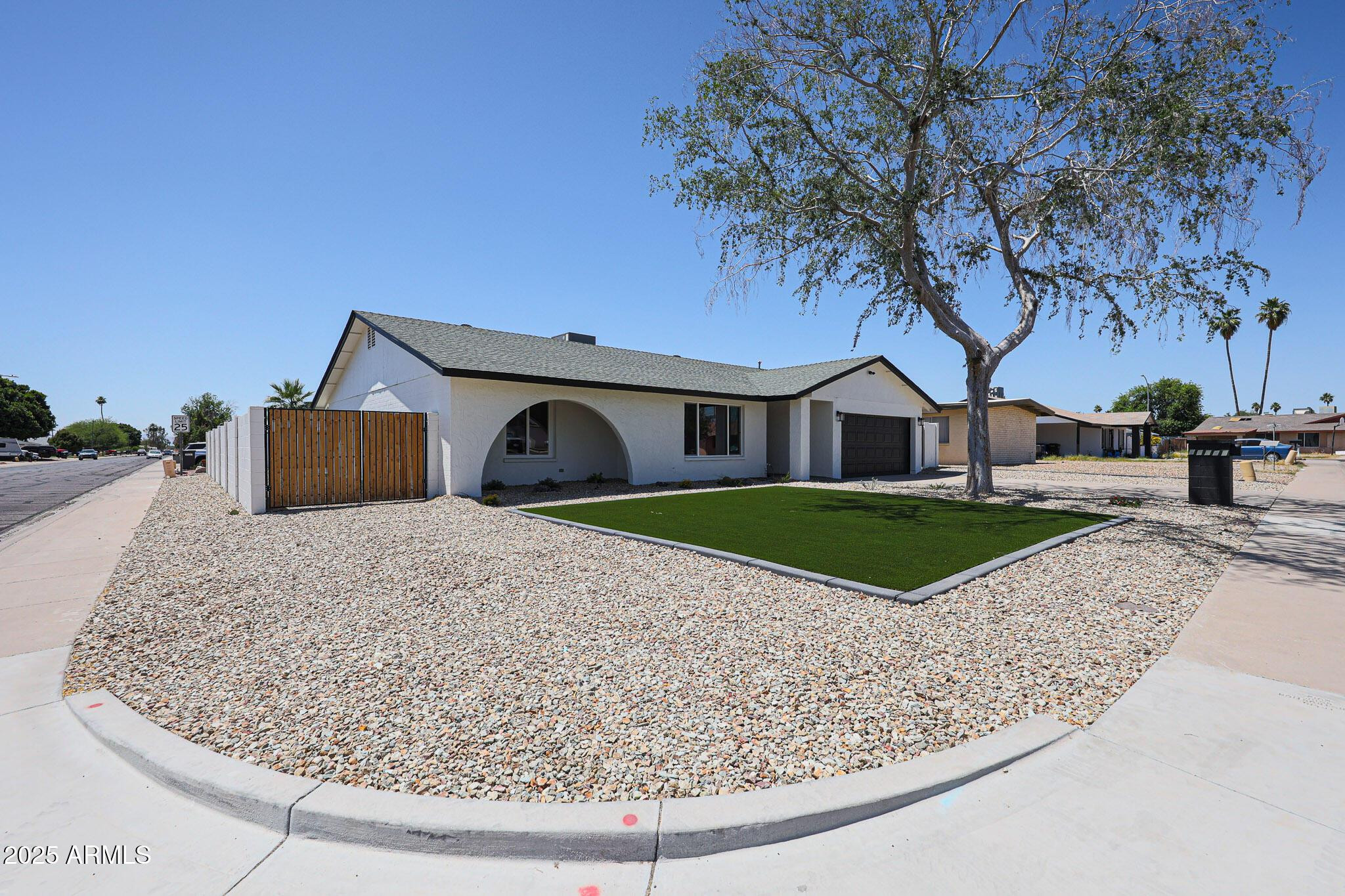 11202 N 43rd Drive