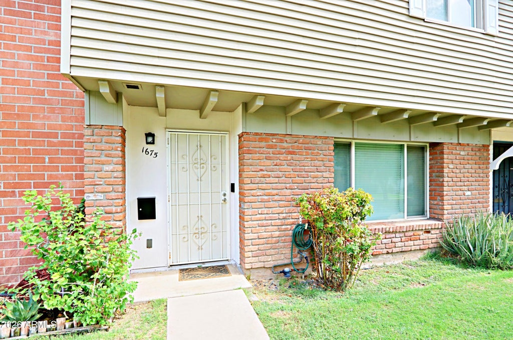 Photo of 1675 W Hazelwood Street, Phoenix, AZ 85015 (MLS # 7072023)