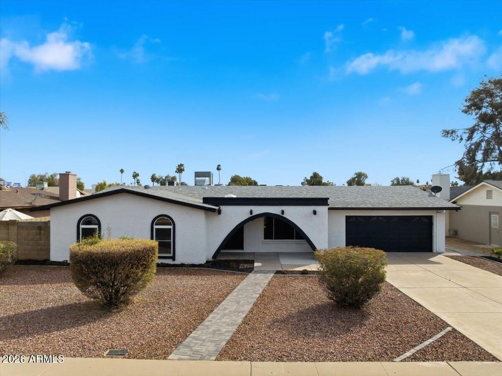 Photo of 1823 E Cornell Drive, Tempe, AZ 85283 (MLS # 6990782)