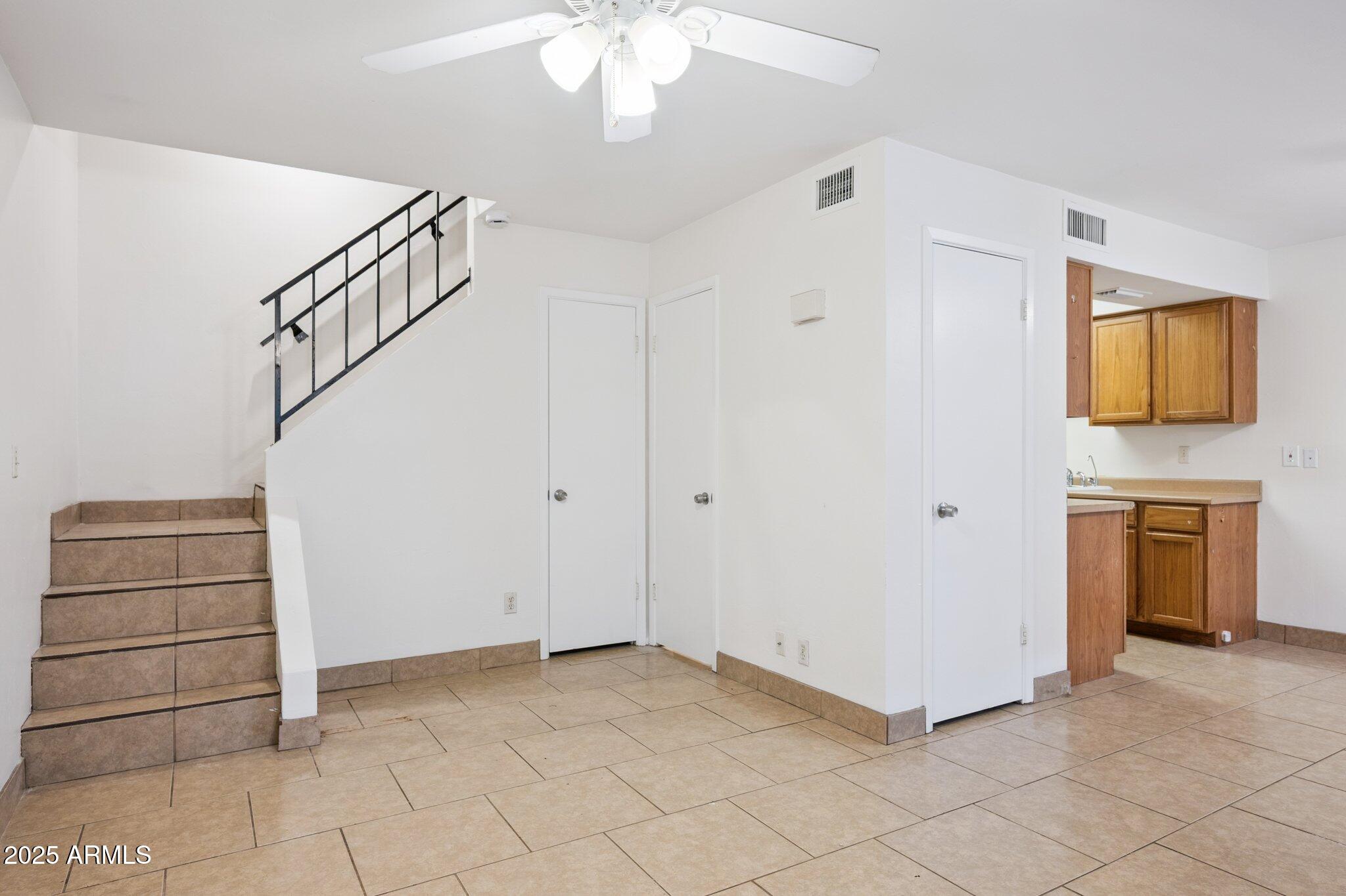 286 W Palomino Drive 79