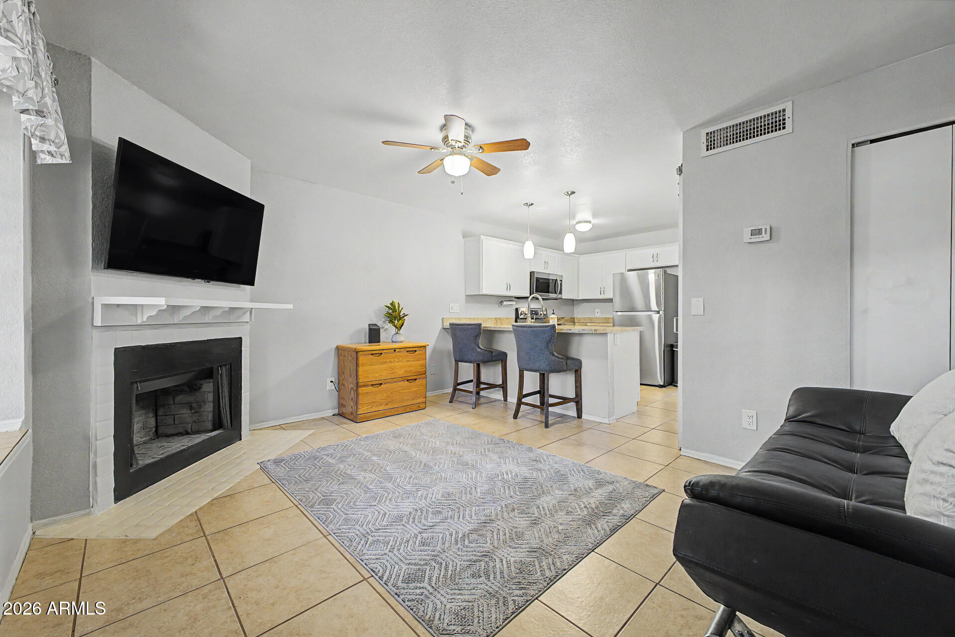 8111 W WACKER Road 65