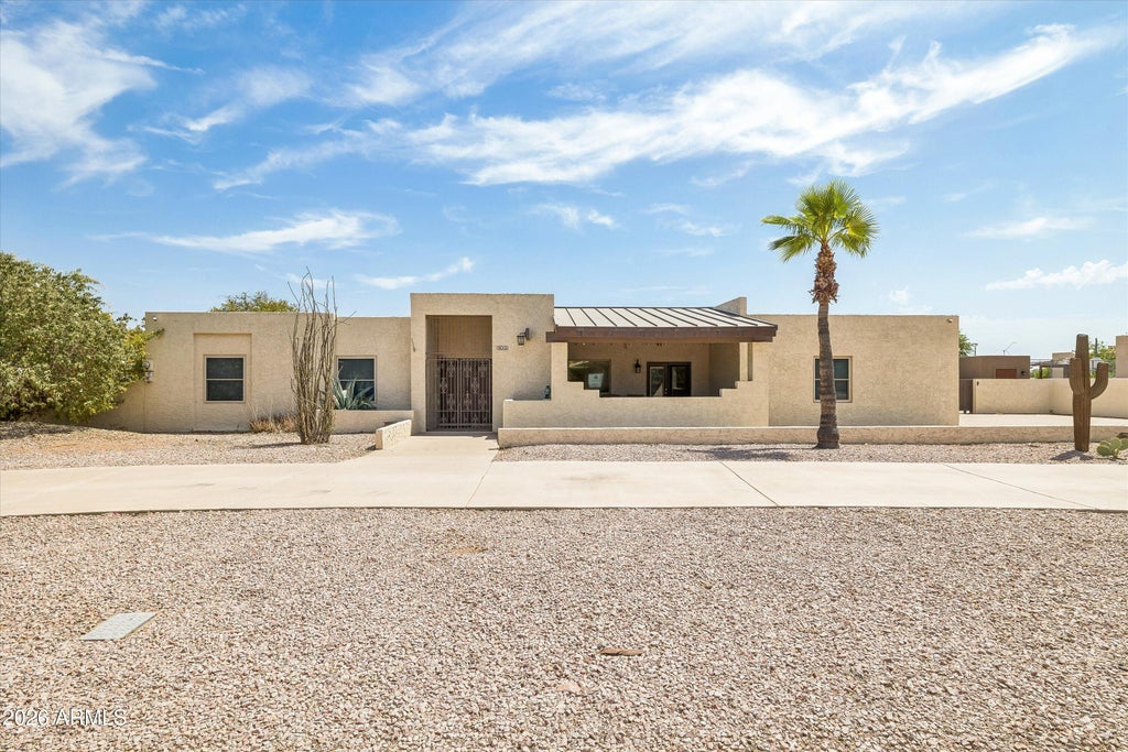 Photo of 8031 E Gray Road, Scottsdale, AZ 85260 (MLS # 7080252)