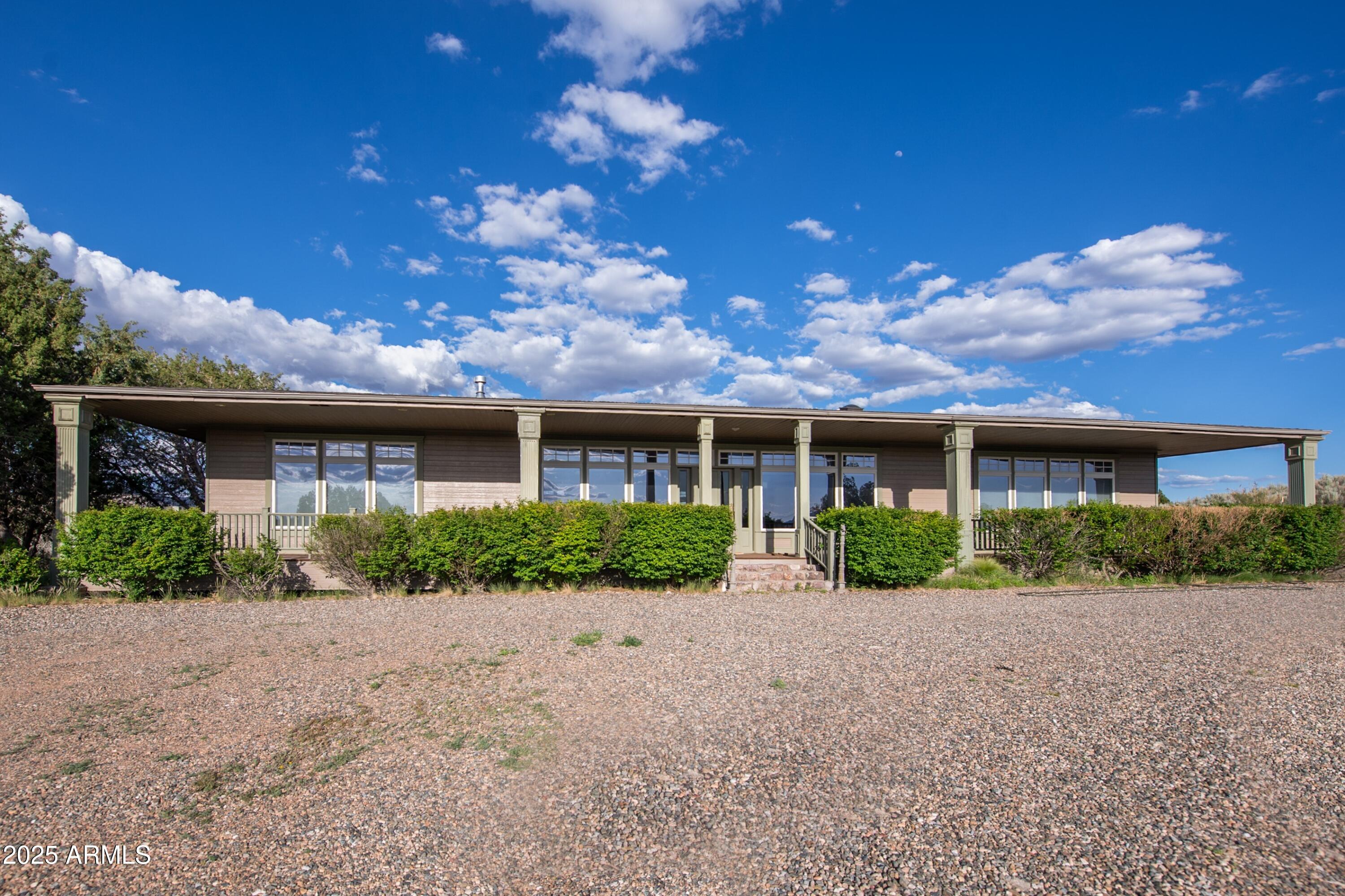19125 N LOWER TERRITORY Road