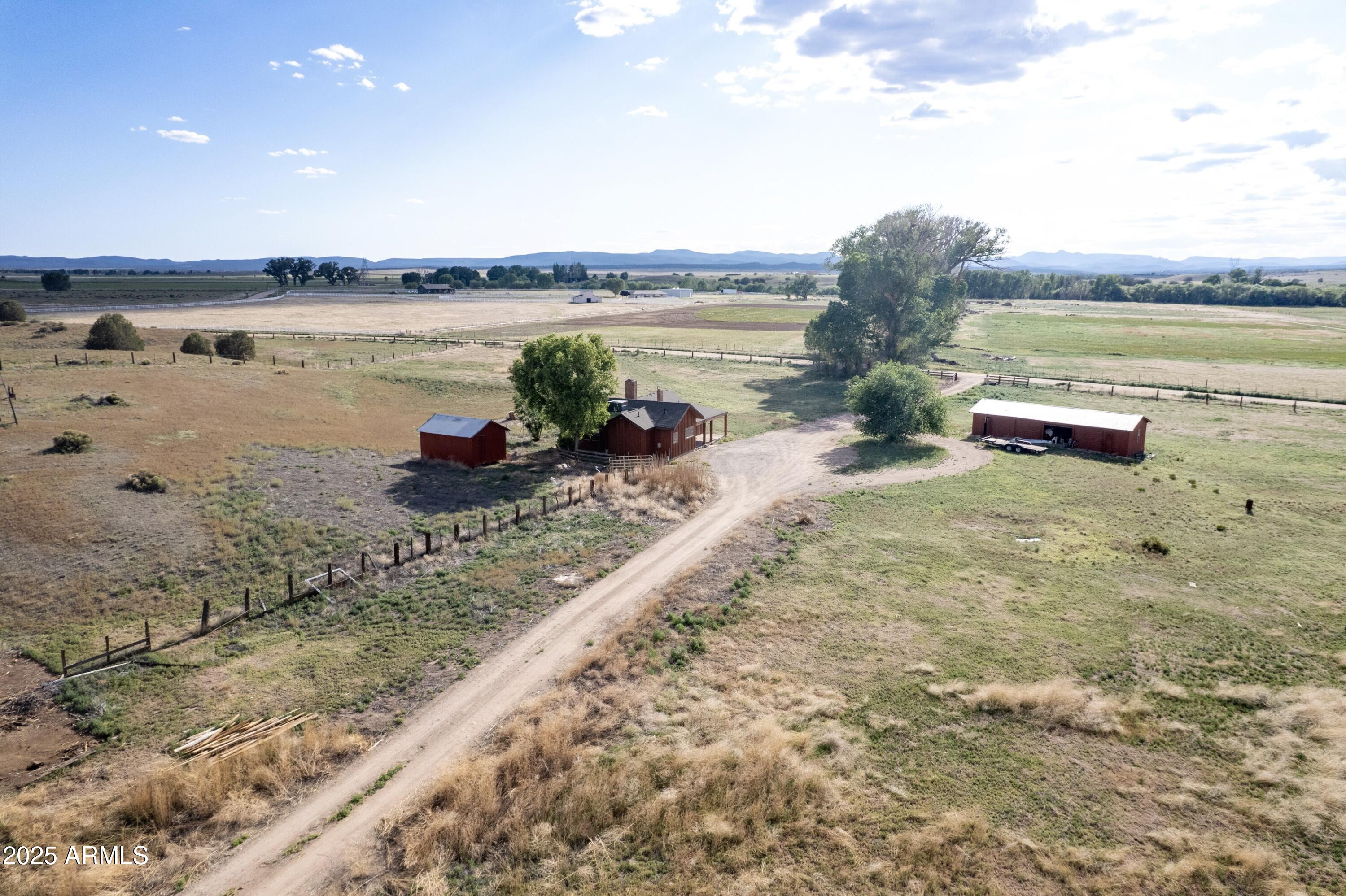 19125 N LOWER TERRITORY Road