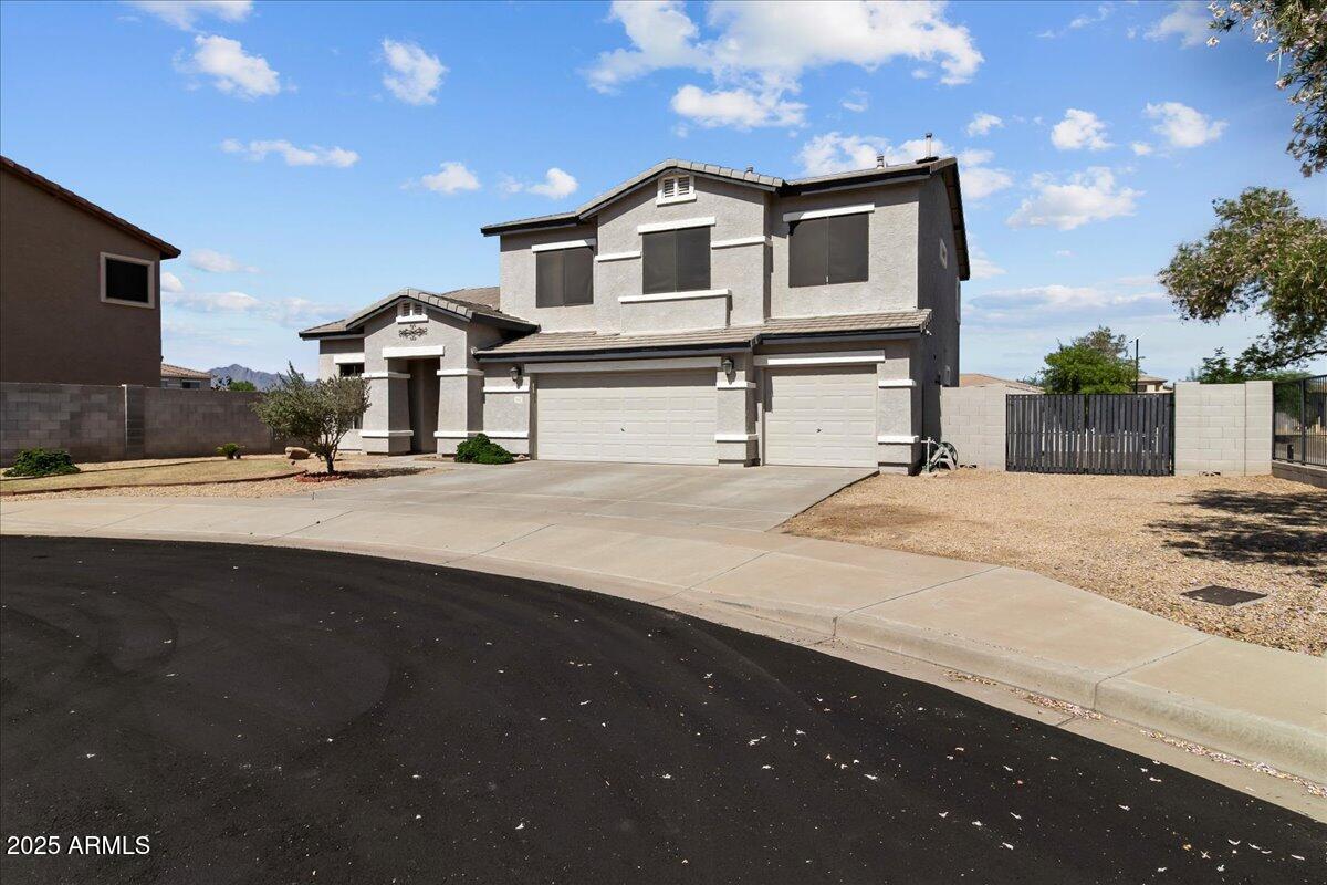 5402 S 54TH Lane