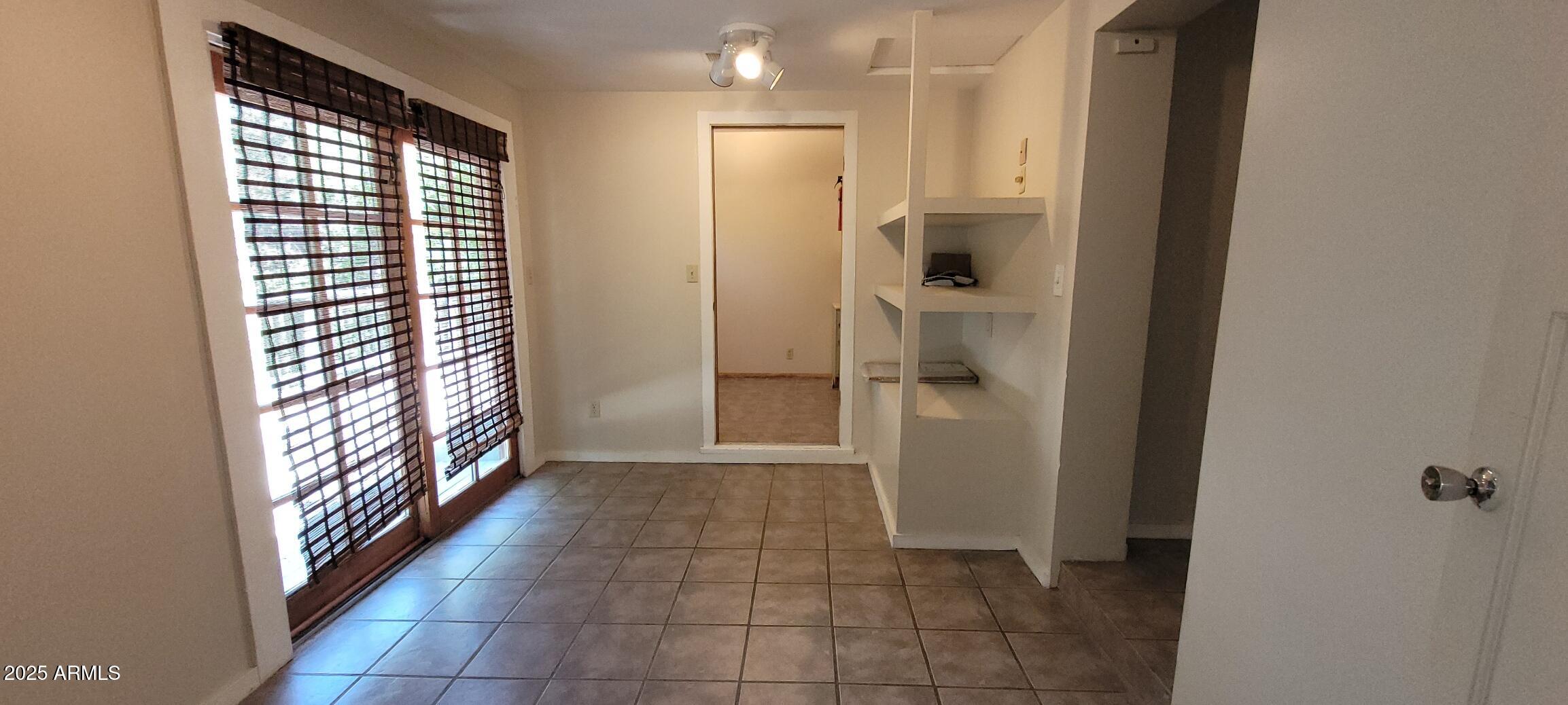 YARNELL HEIGHTS - Residential