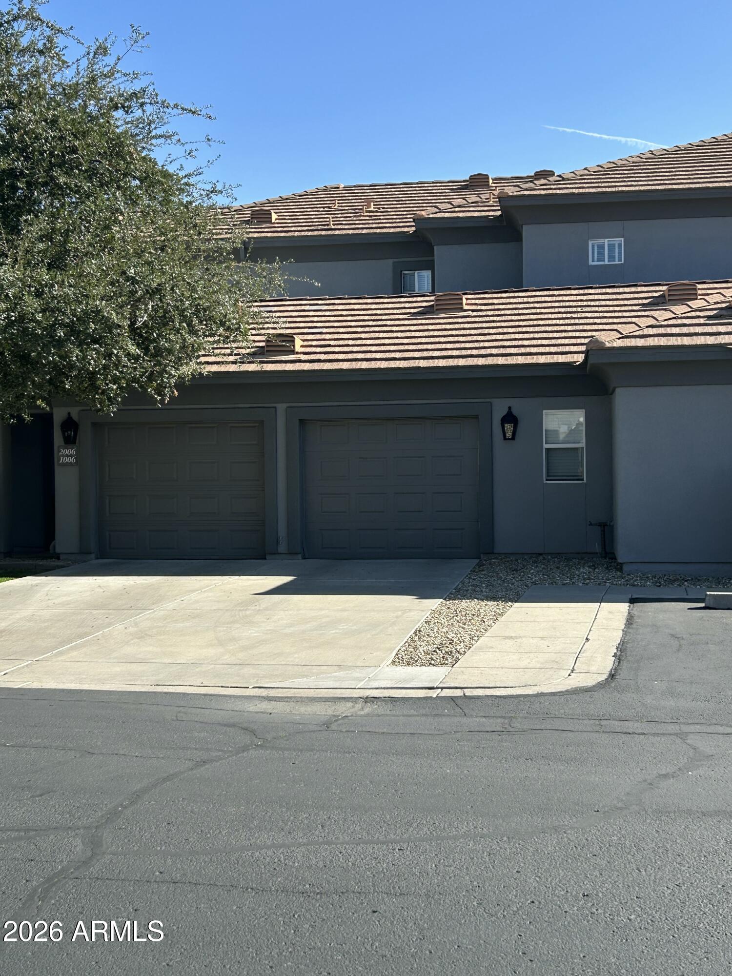 7401 W ARROWHEAD CLUBHOUSE Drive 2006