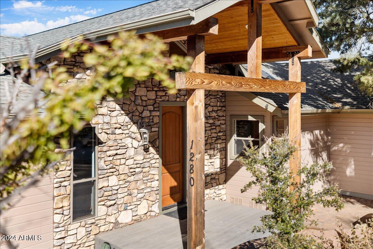 1280 E Majestic View Drive