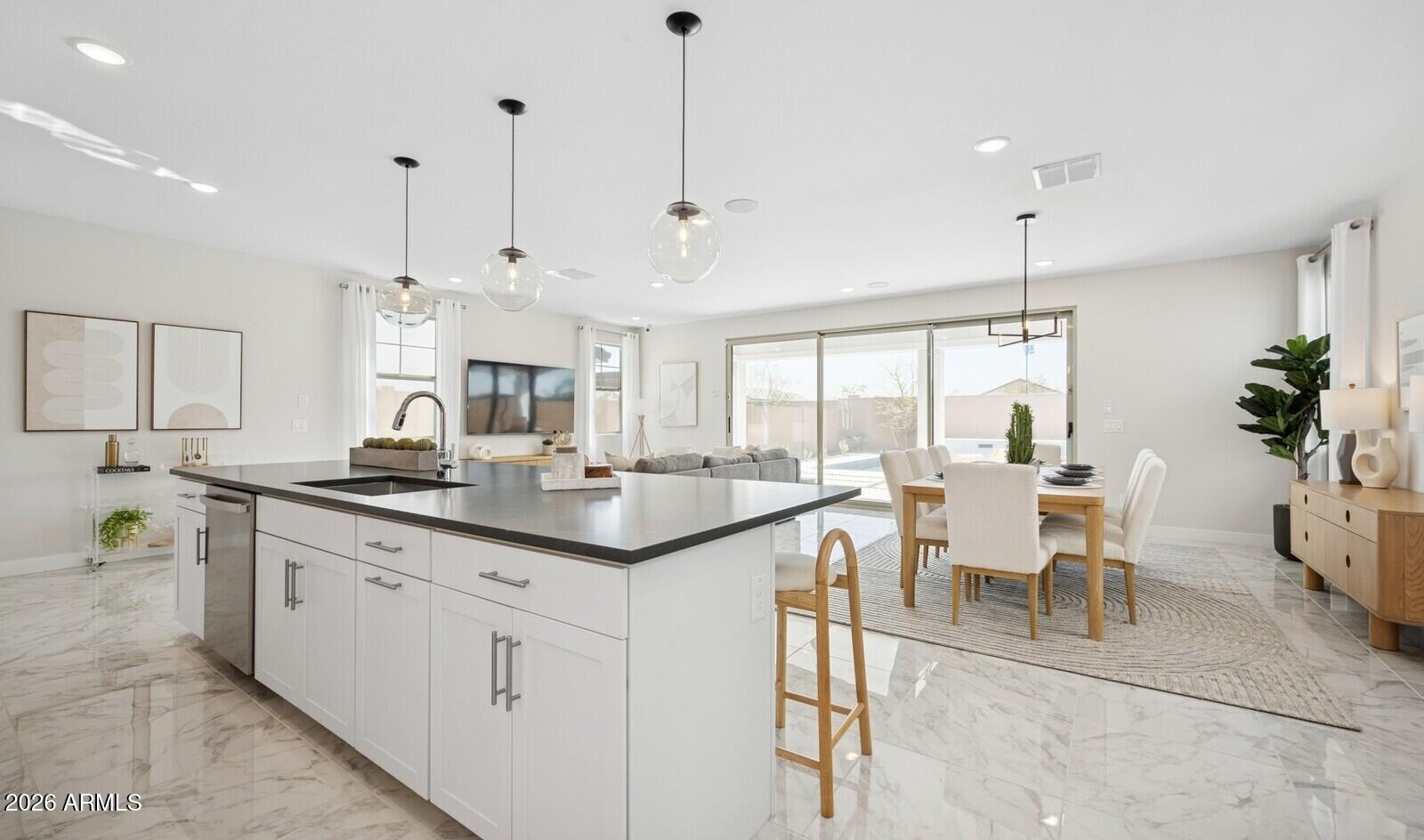 8024 W Harmont Drive