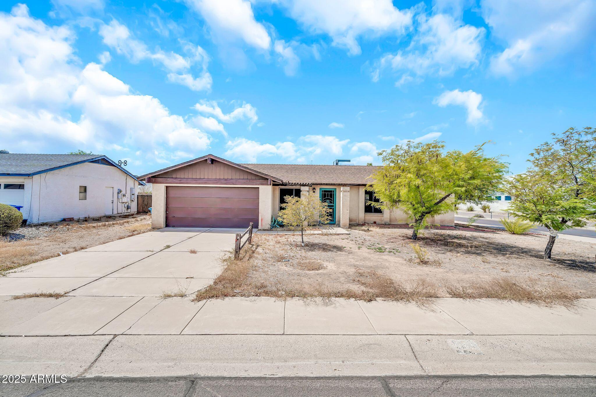 2241 W TONTO Lane