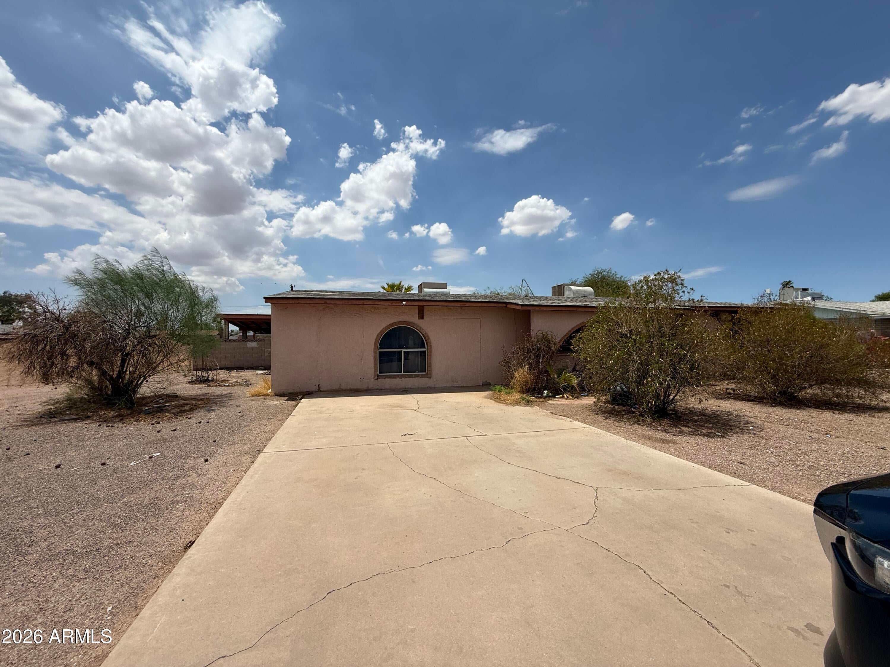 3930 N DEL MONTE Drive