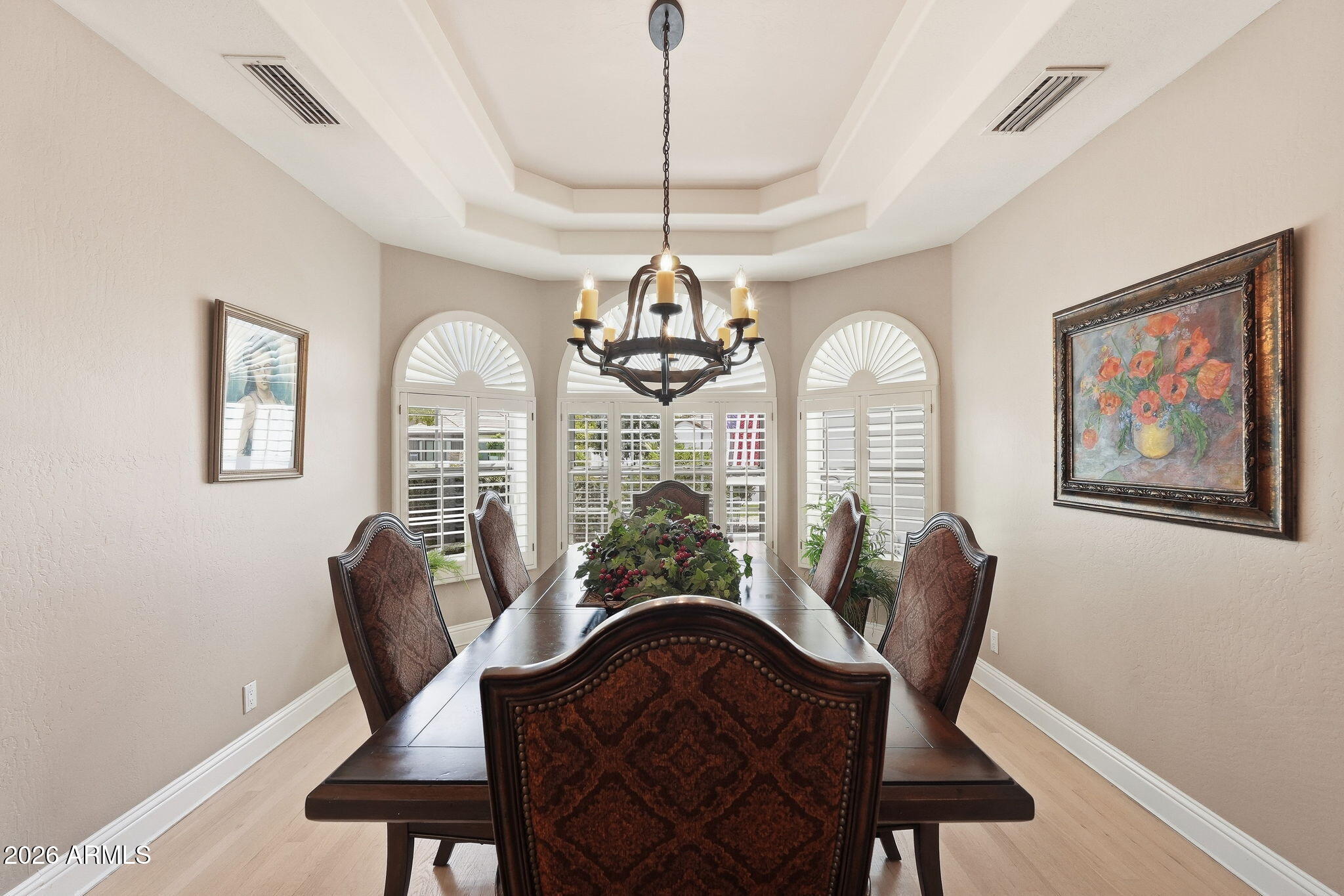 1116 W LAS PALMARITAS Drive