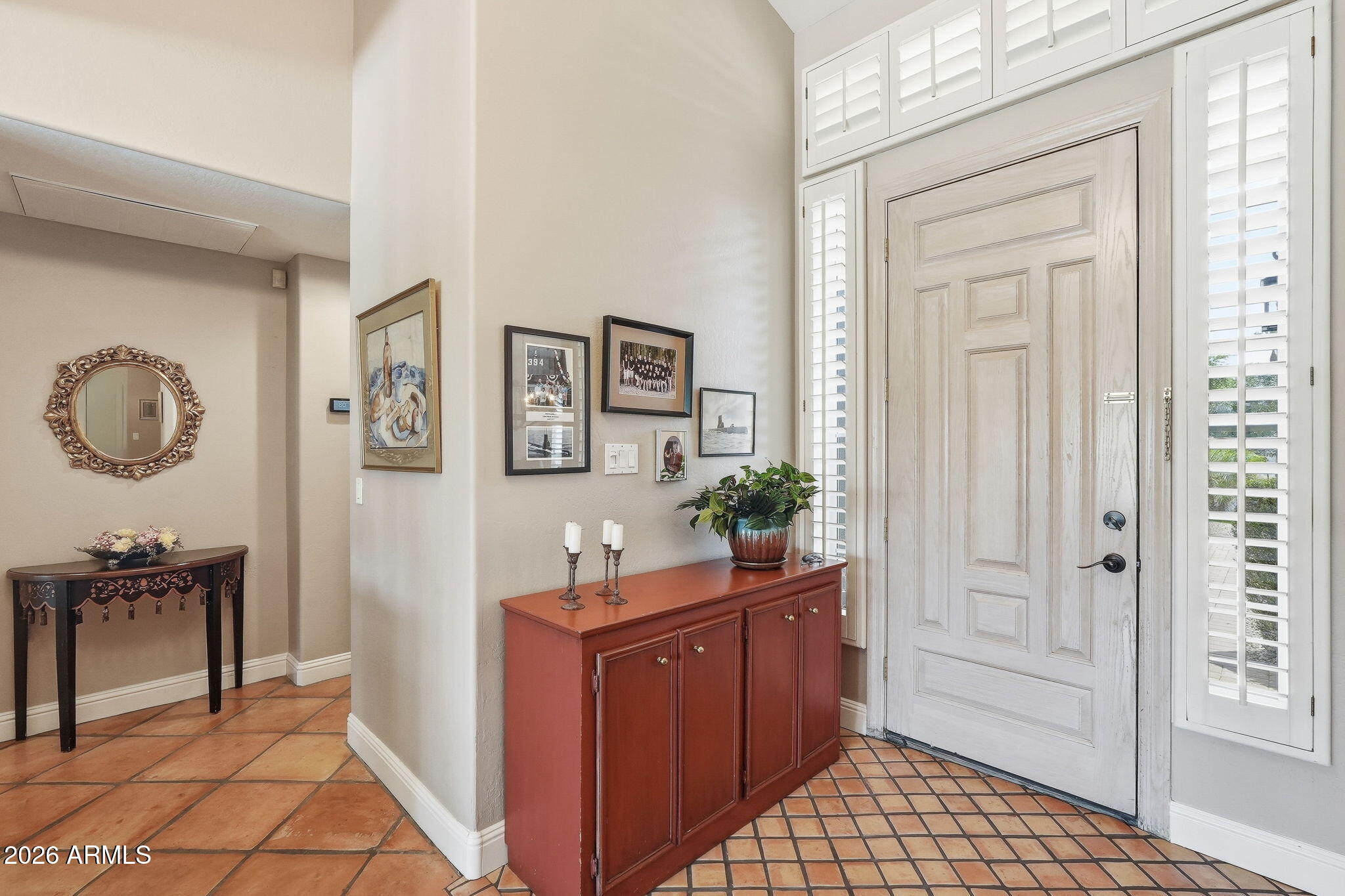 1116 W LAS PALMARITAS Drive