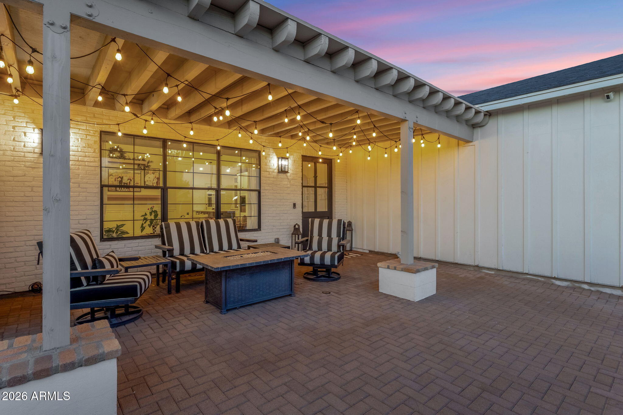 6736 E MONTEROSA Street