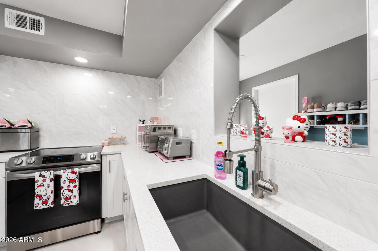 CAMELOT COUNTRY CLUB ESTATES UNIT 1 - Residential