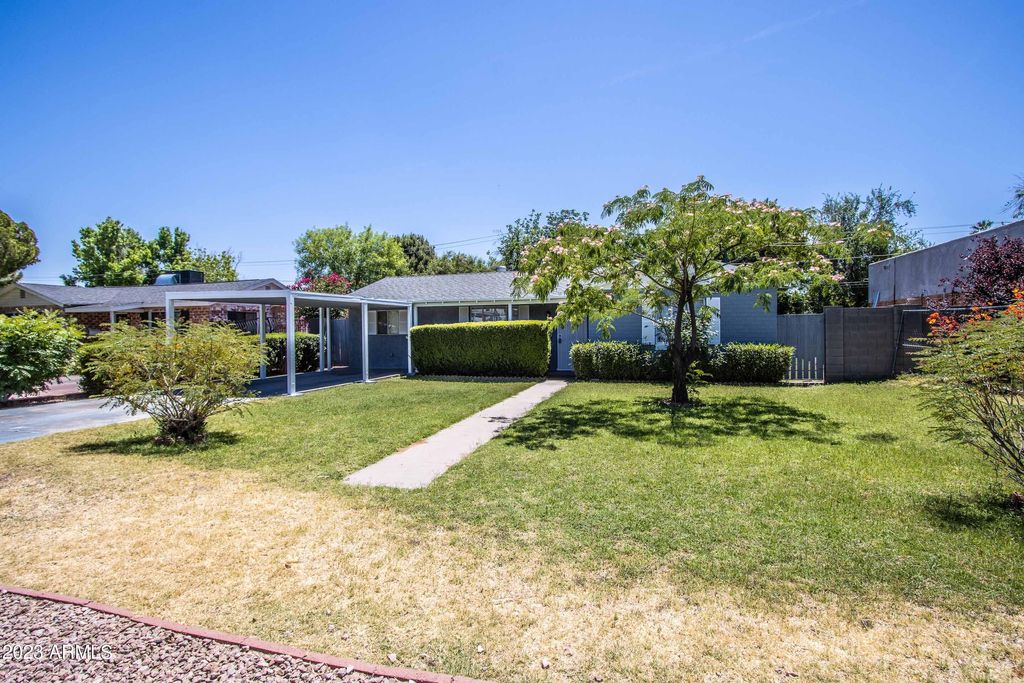 Photo of 3023 E Mulberry Drive, Phoenix, AZ 85016 (MLS # 6952212)