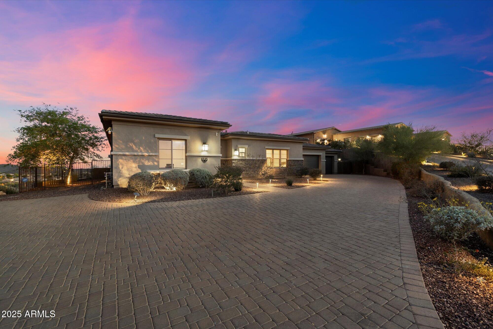 6535 W GOLD MOUNTAIN Pass