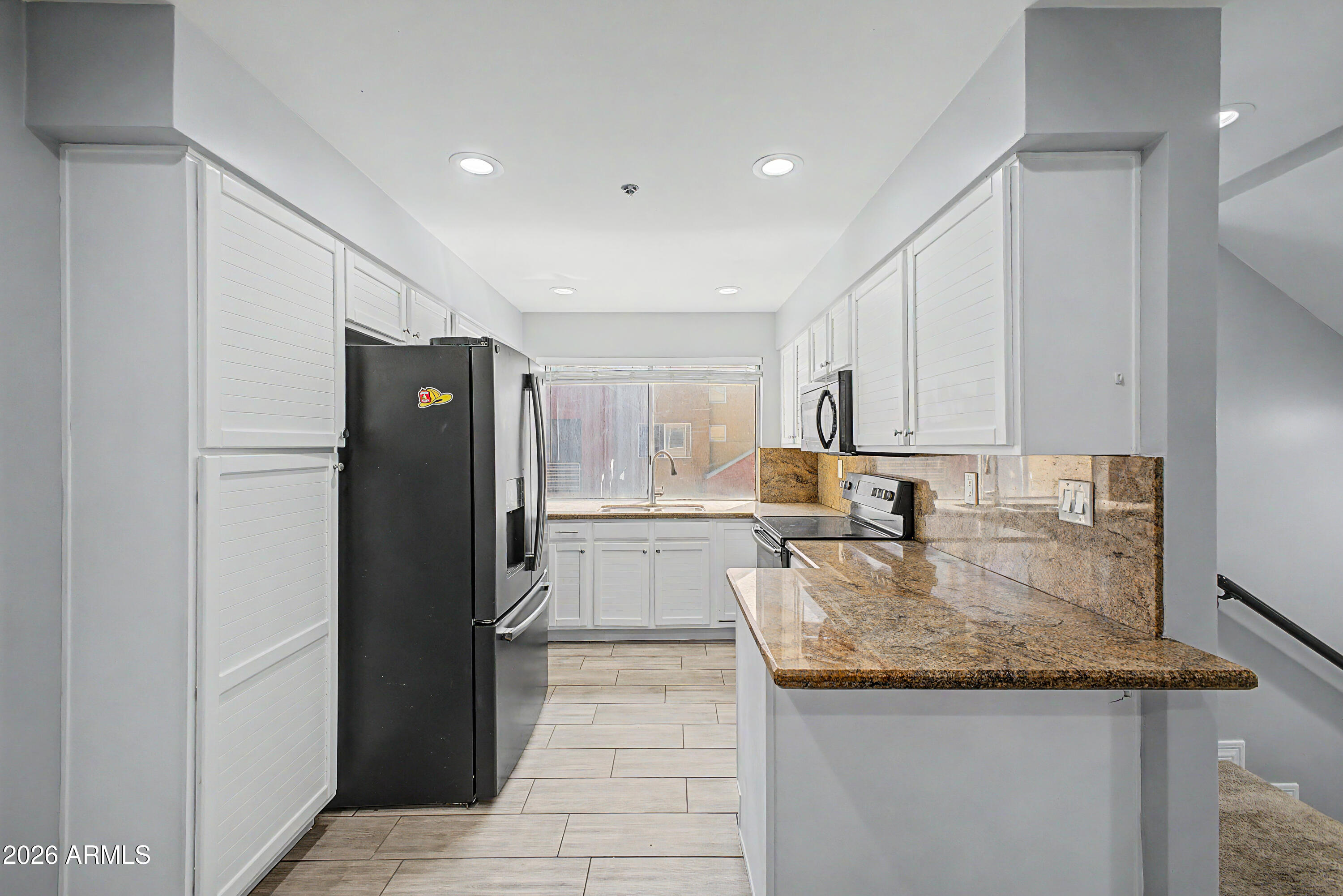 HAYDEN SQUARE CONDOMINIUM - Residential