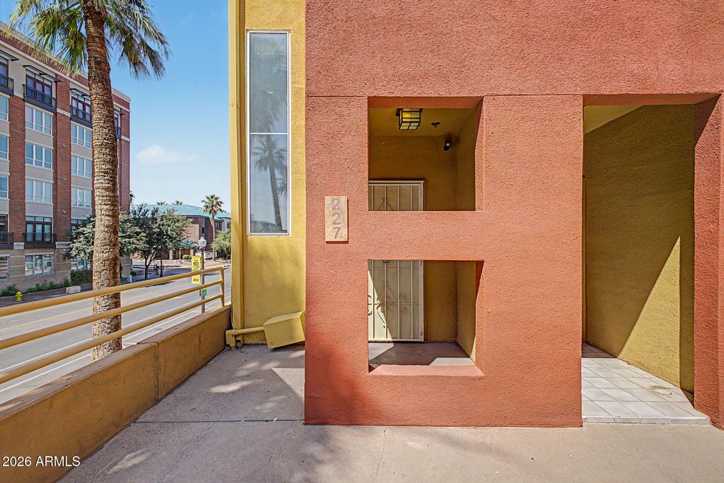 Photo of 154 W 5th Street #227, Tempe, AZ 85281 (MLS # 7012978)