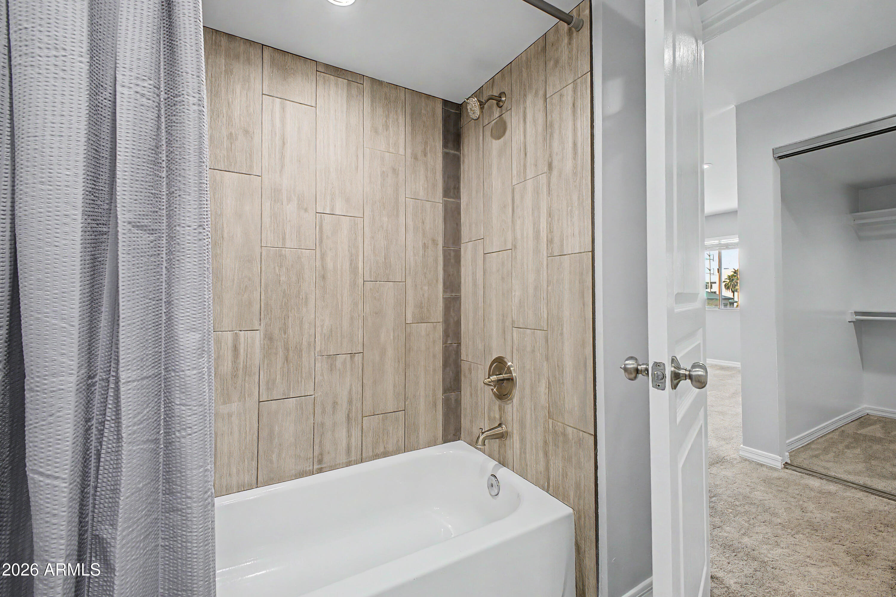 HAYDEN SQUARE CONDOMINIUM - Residential