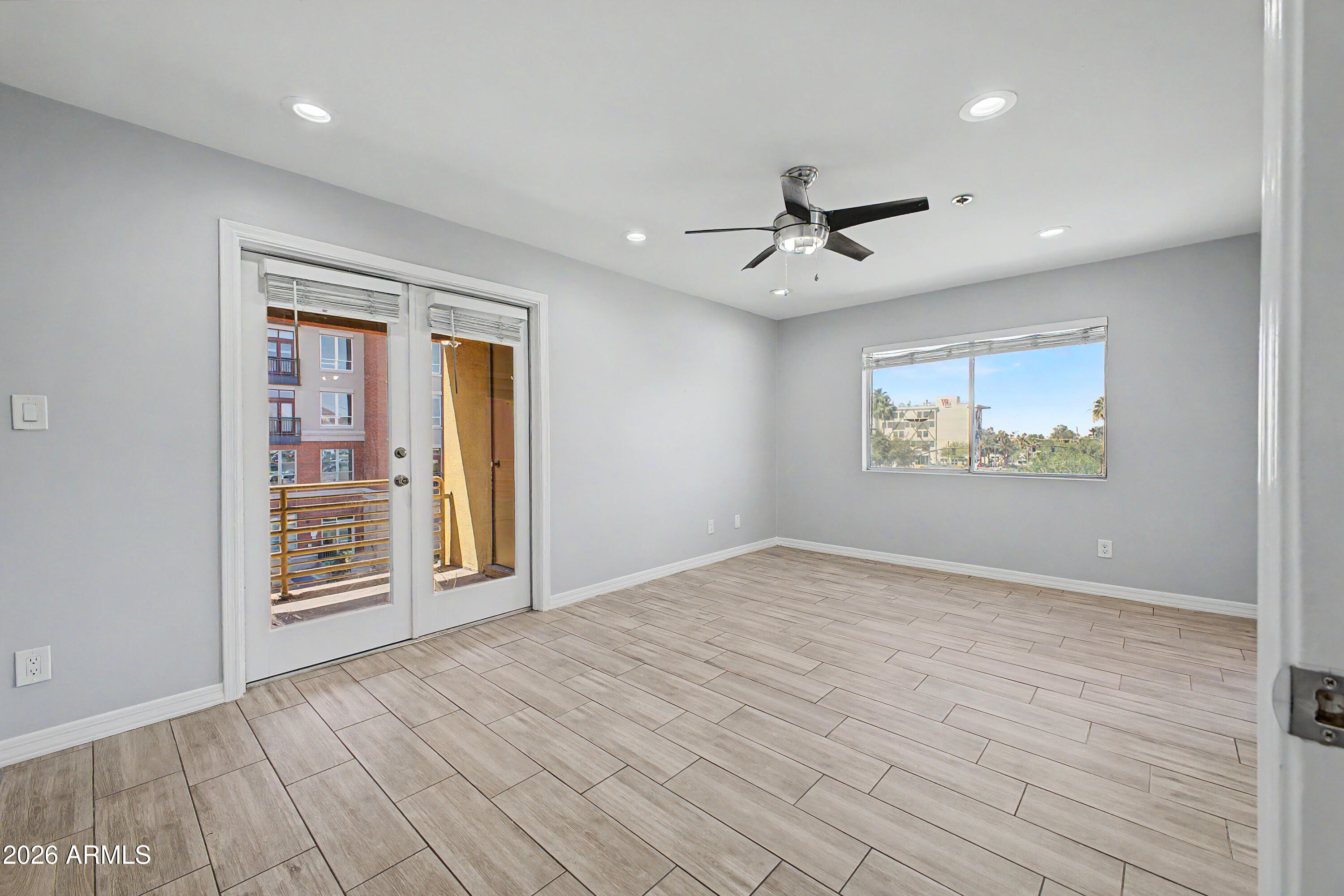 HAYDEN SQUARE CONDOMINIUM - Residential