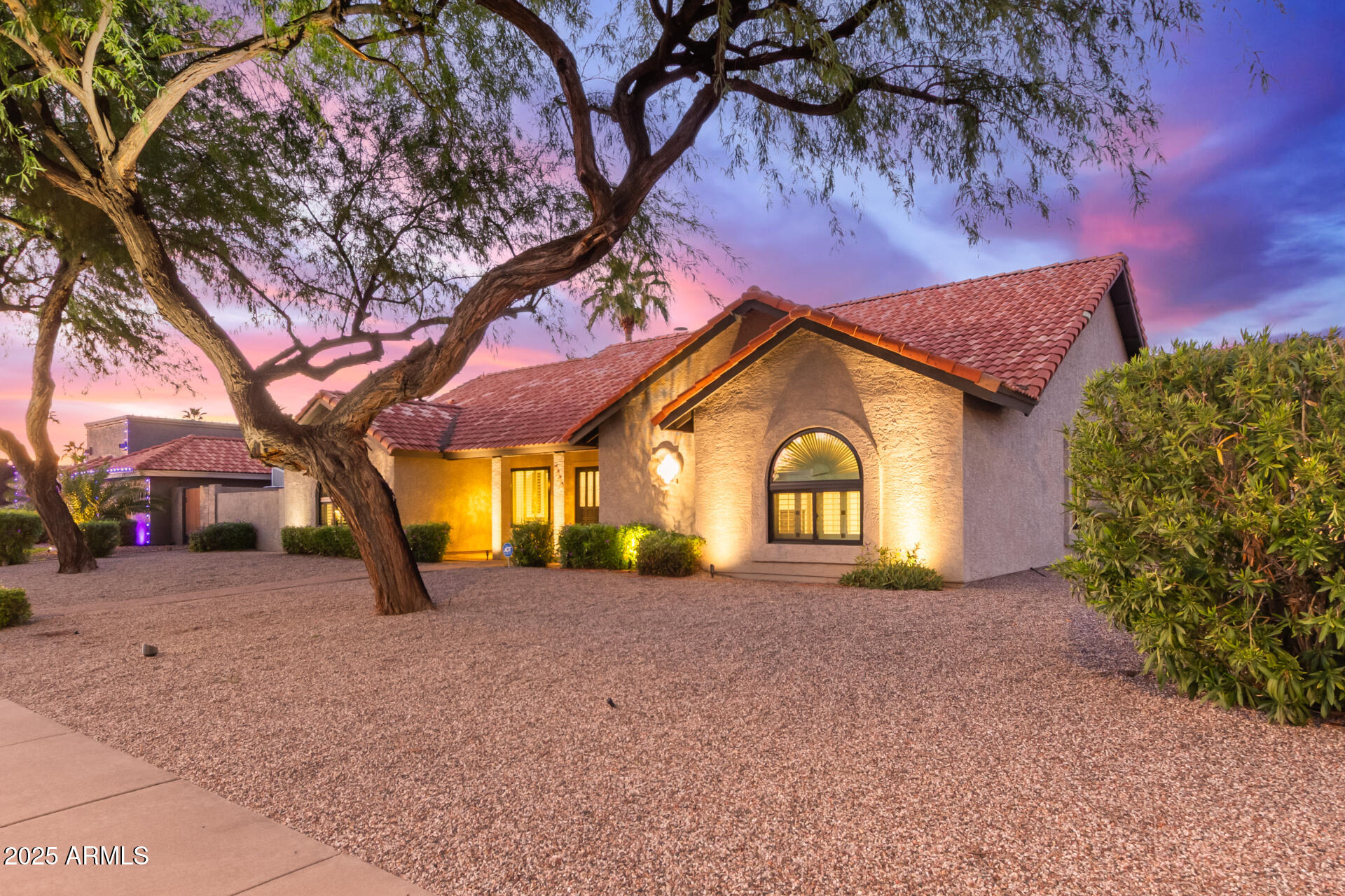 6030 E WINCHCOMB Drive