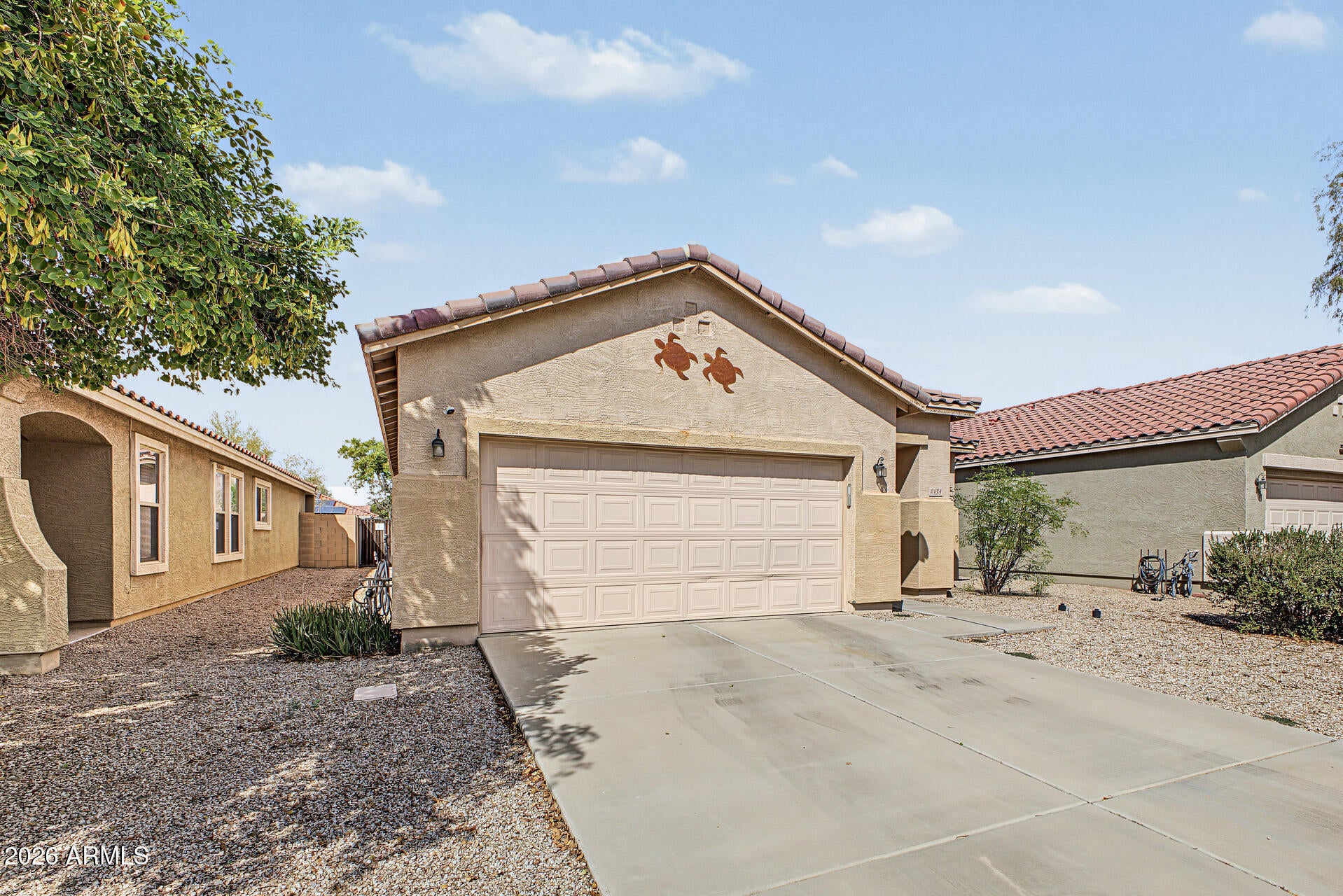 2424 W ROMLEY Road