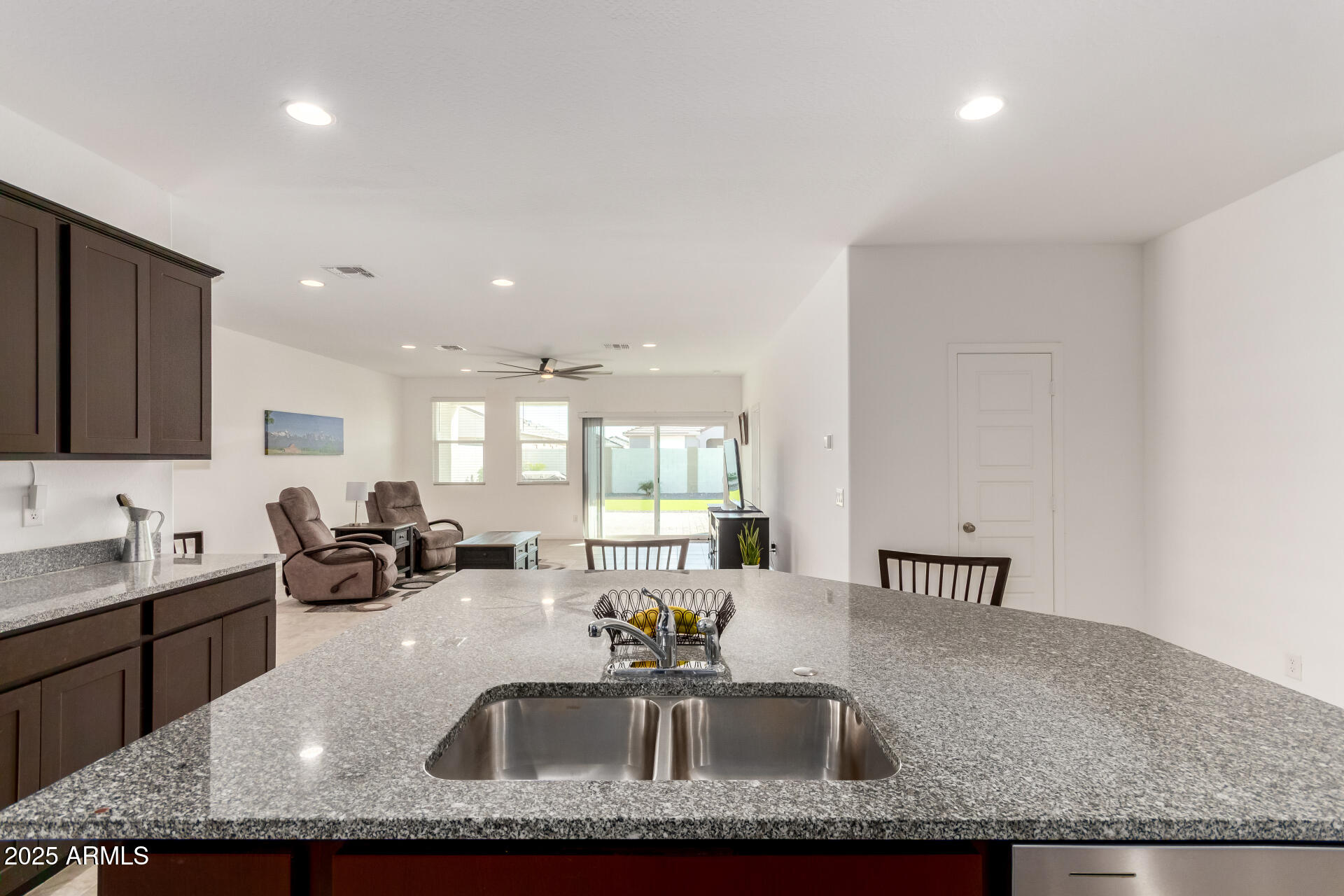 38145 W AMALFI Avenue