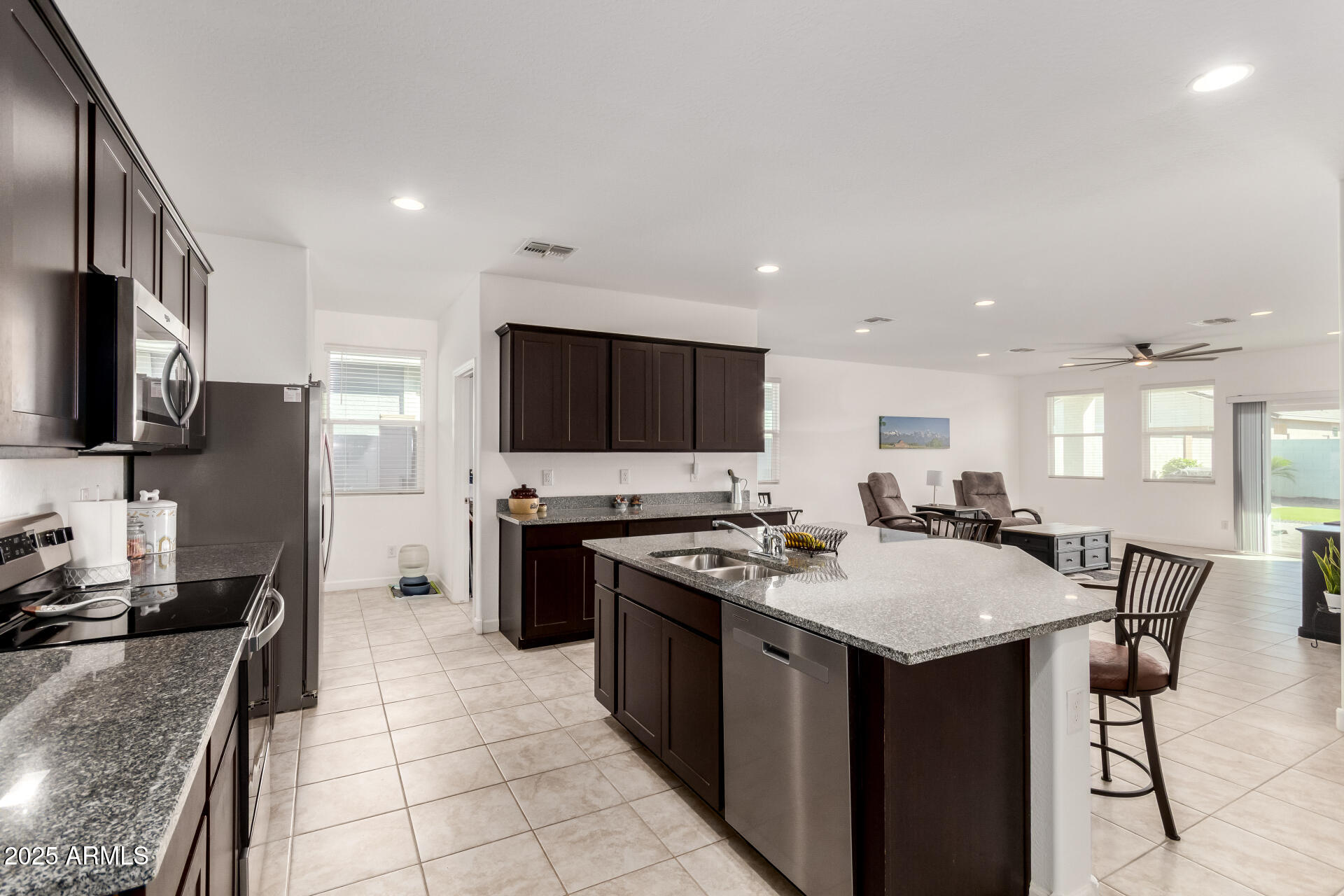 38145 W AMALFI Avenue