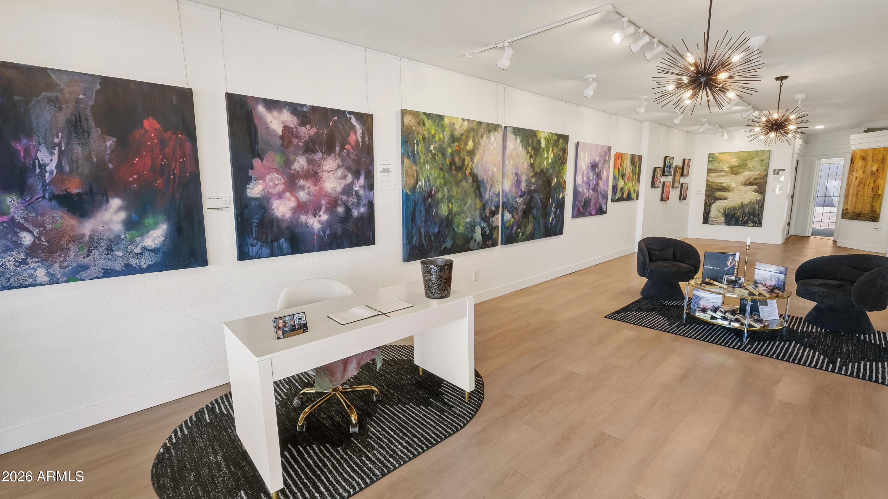 7121 E MERCER Lane A