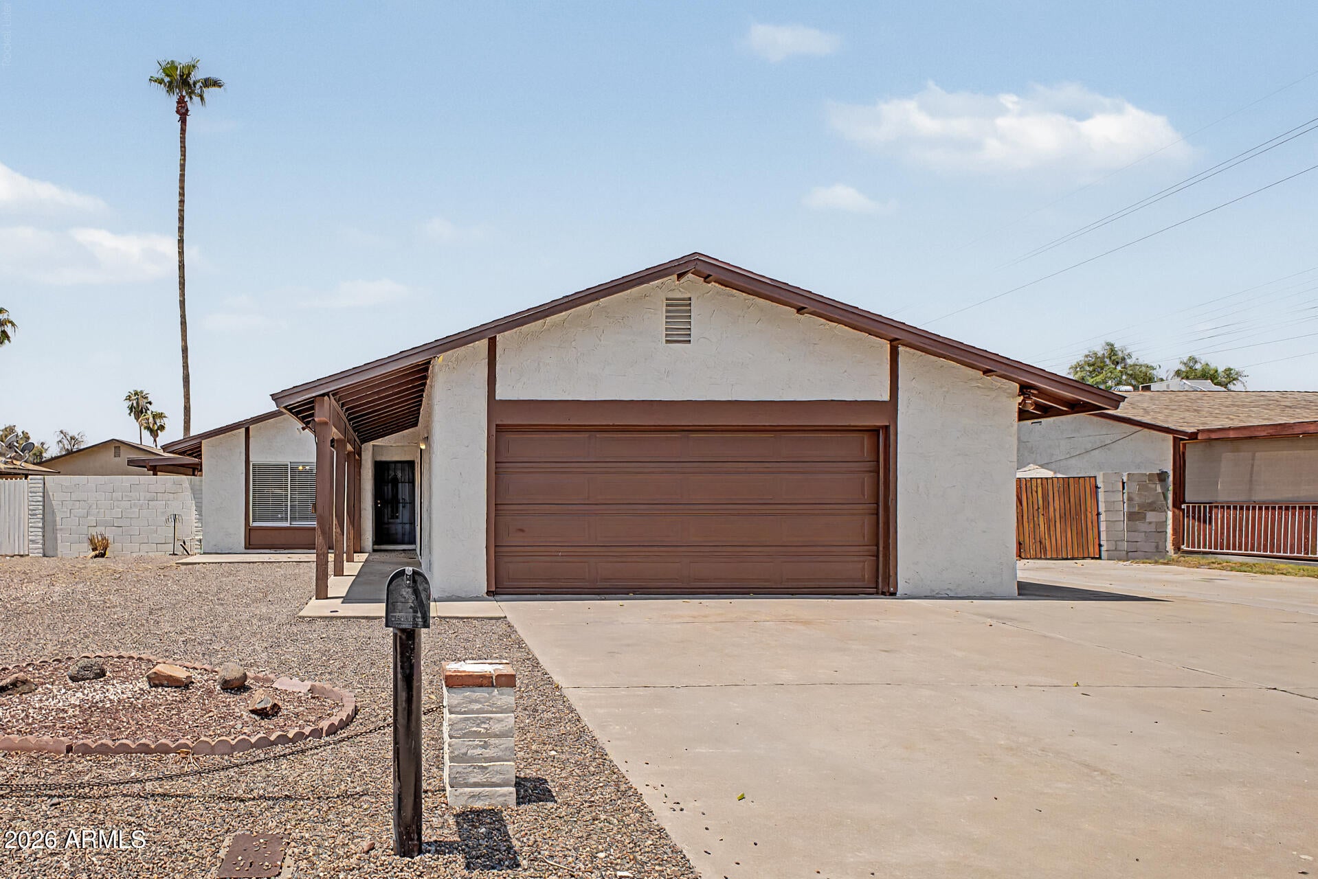 8934 N 55TH Drive