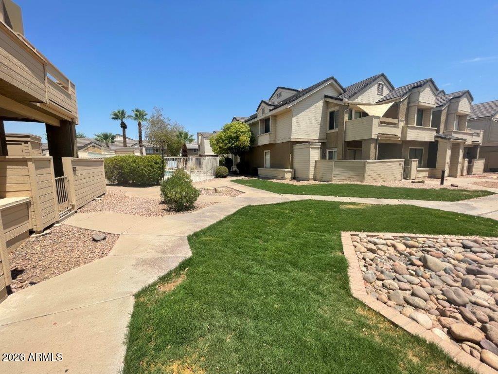 2035 S ELM Street 238