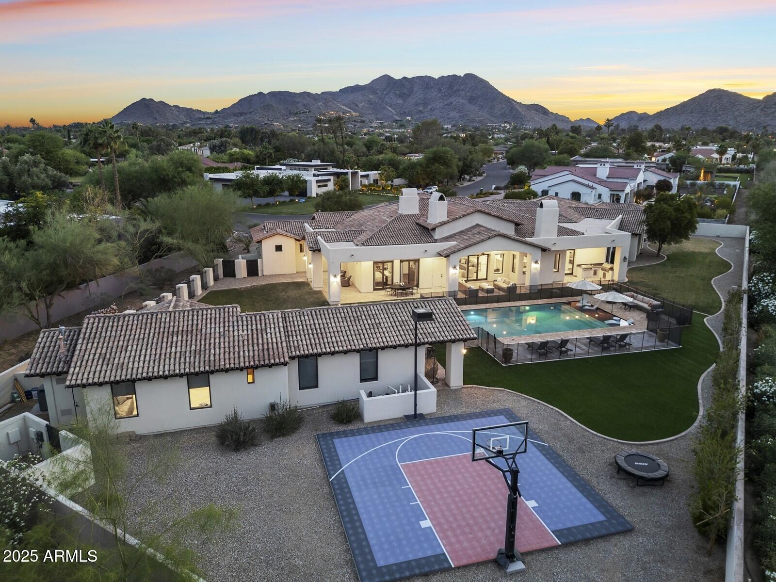 Search Homes 2 5340 E VIA LOS CABALLOS --