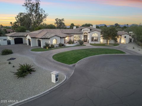 5340 E VIA LOS CABALLOS -- Paradise Valley AZ 85253