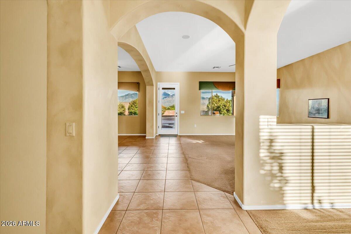 5957 S MEADOW HILLS Loop