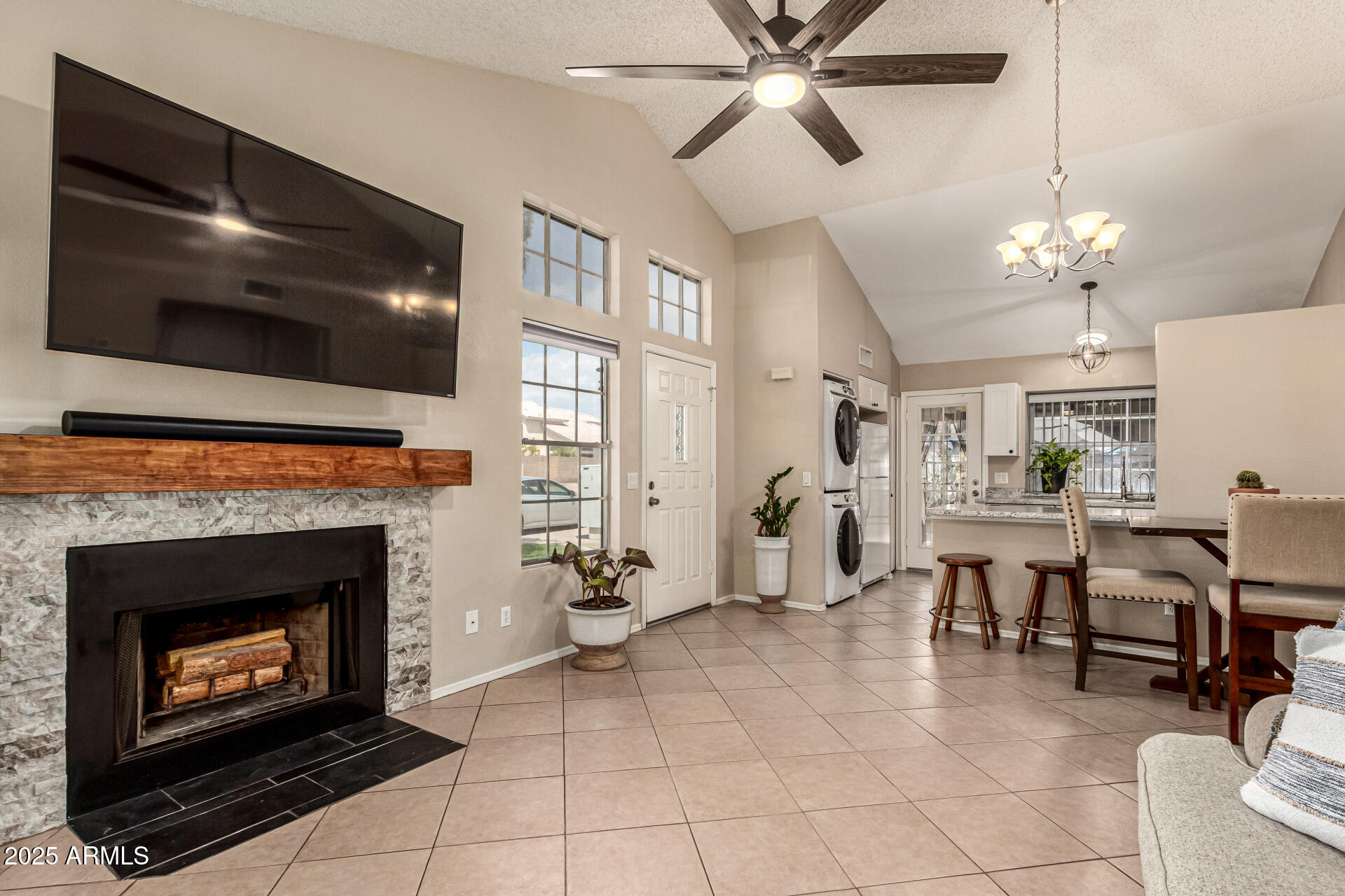 8111 W WACKER Road 1