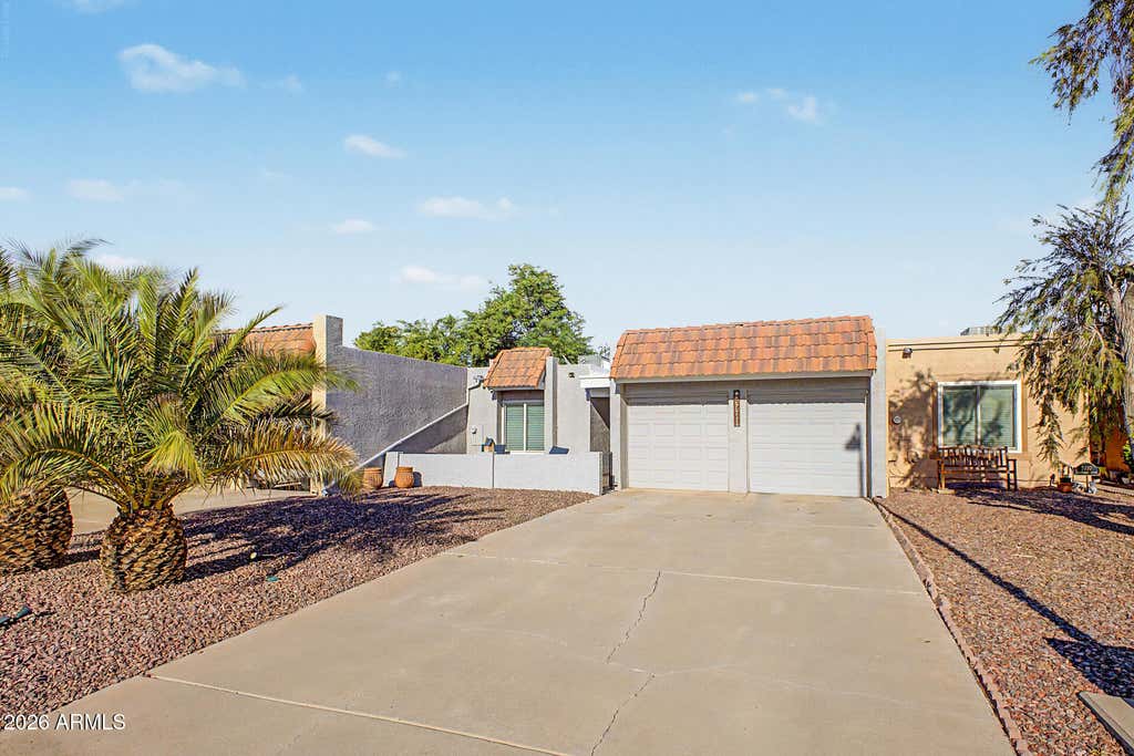 Photo of 5323 S Mitchell Drive, Tempe, AZ 85283 (MLS # 7070000)