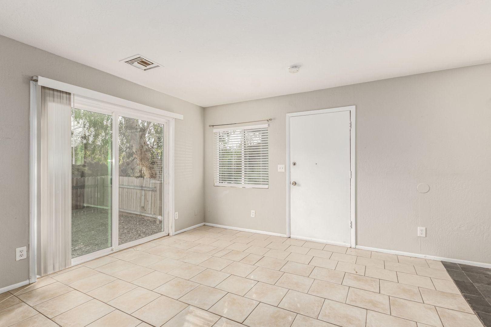 10033 N 9th Avenue Apt 2