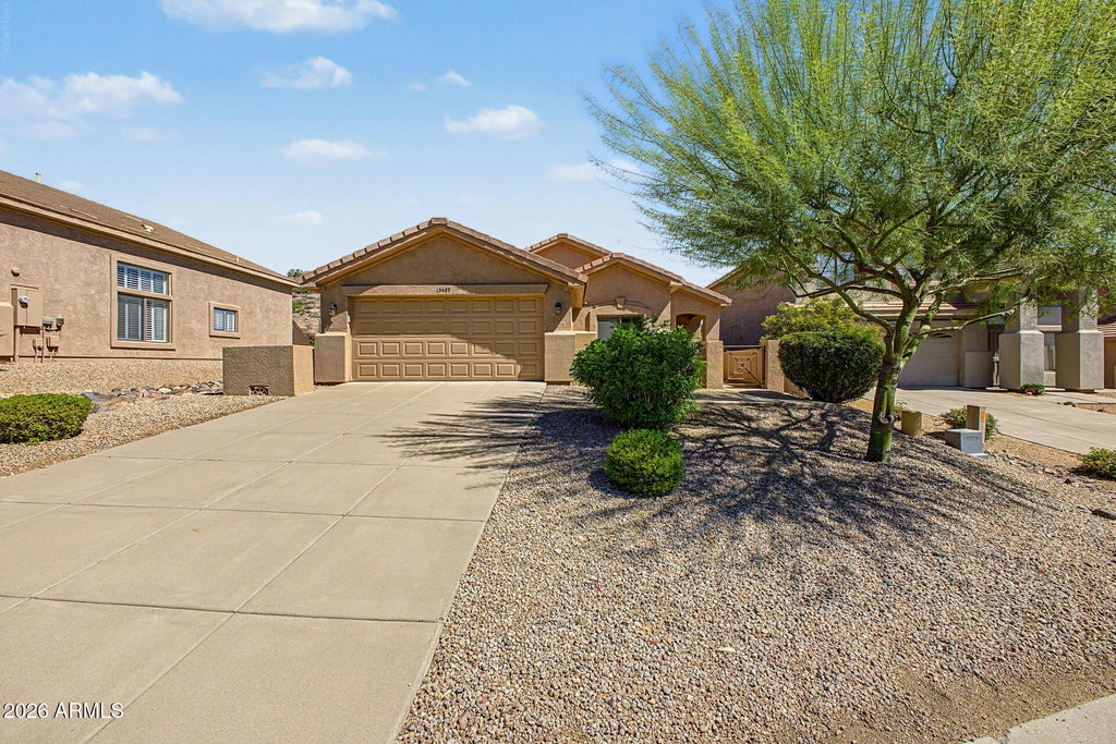 Photo of 13427 N Vista Del Lago, Fountain Hills, AZ 85268 (MLS # 7087244)