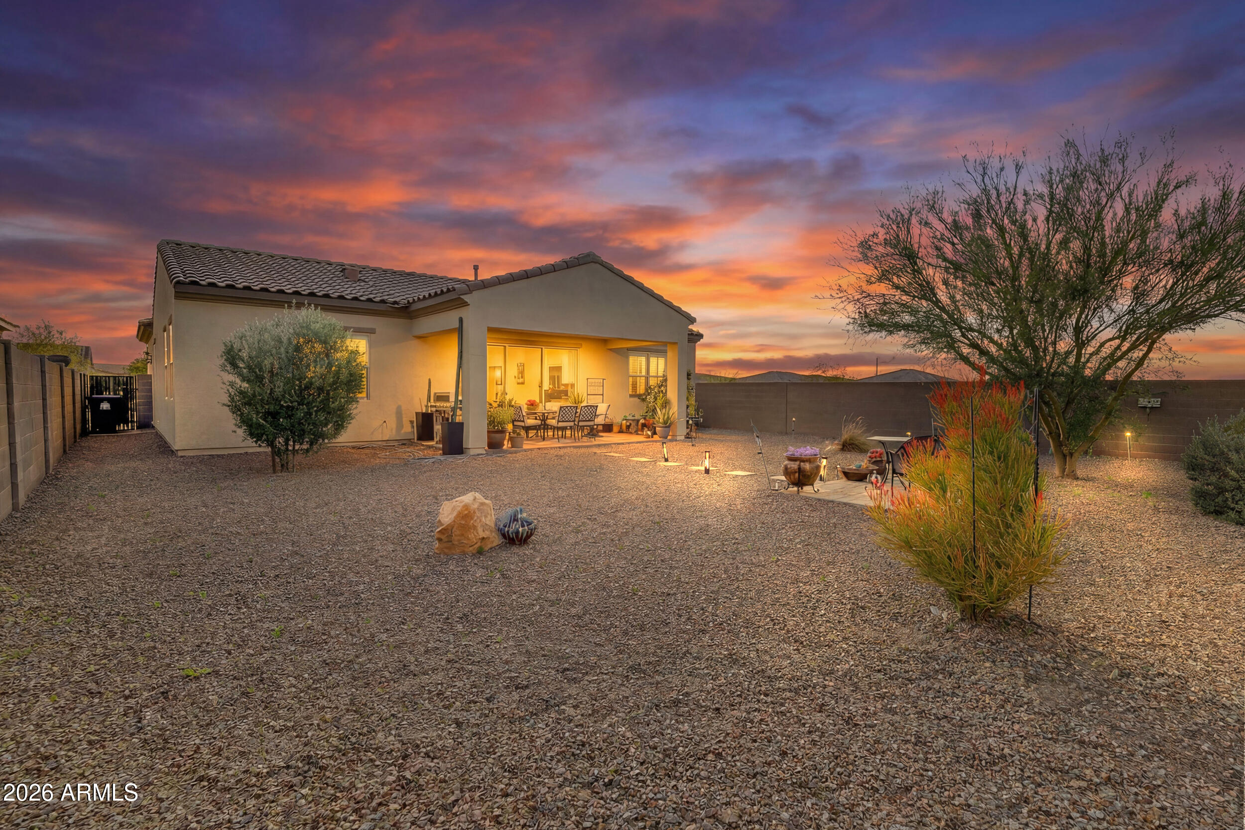 18062 W TANGLEWOOD Drive