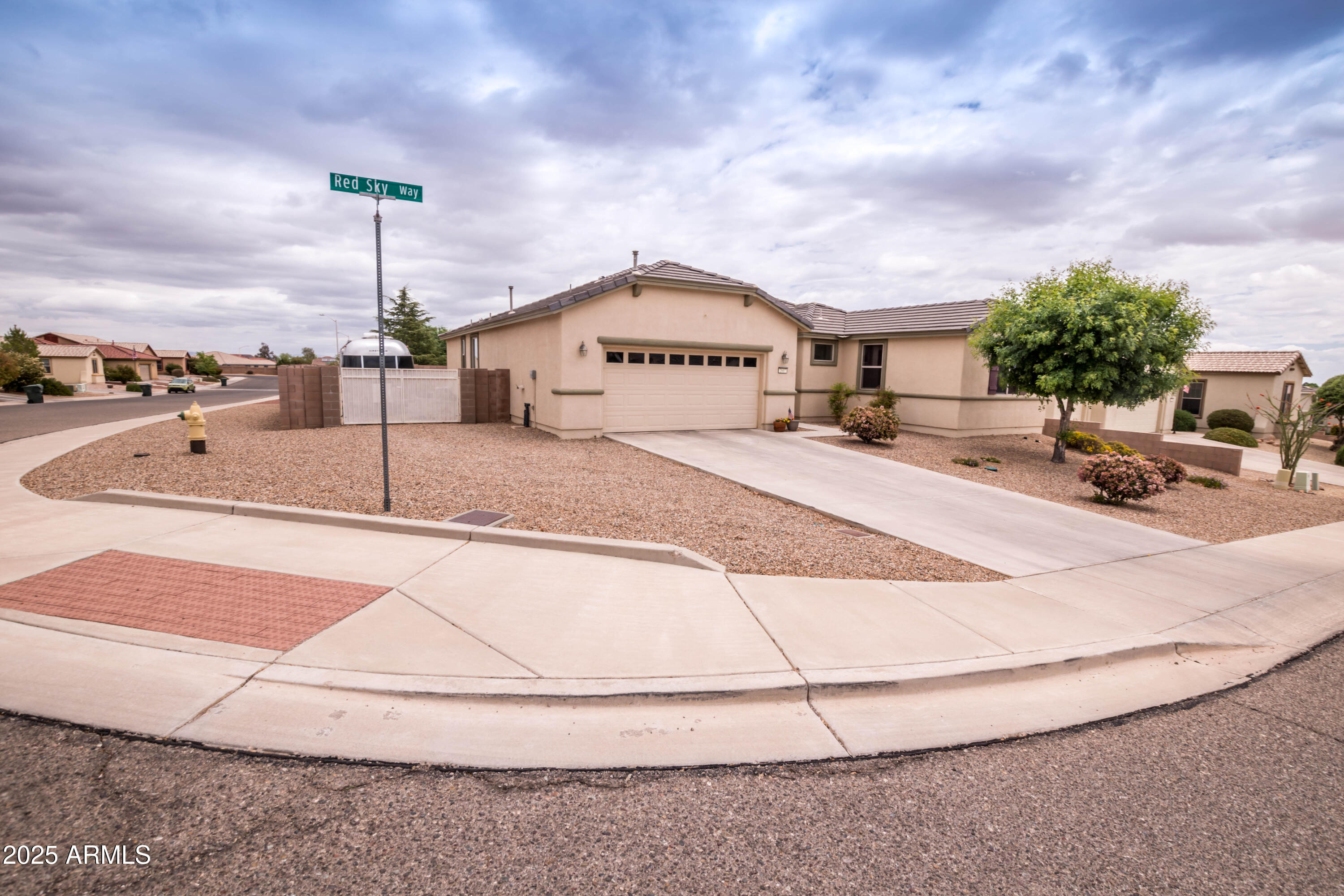 2607 RED SKY Way