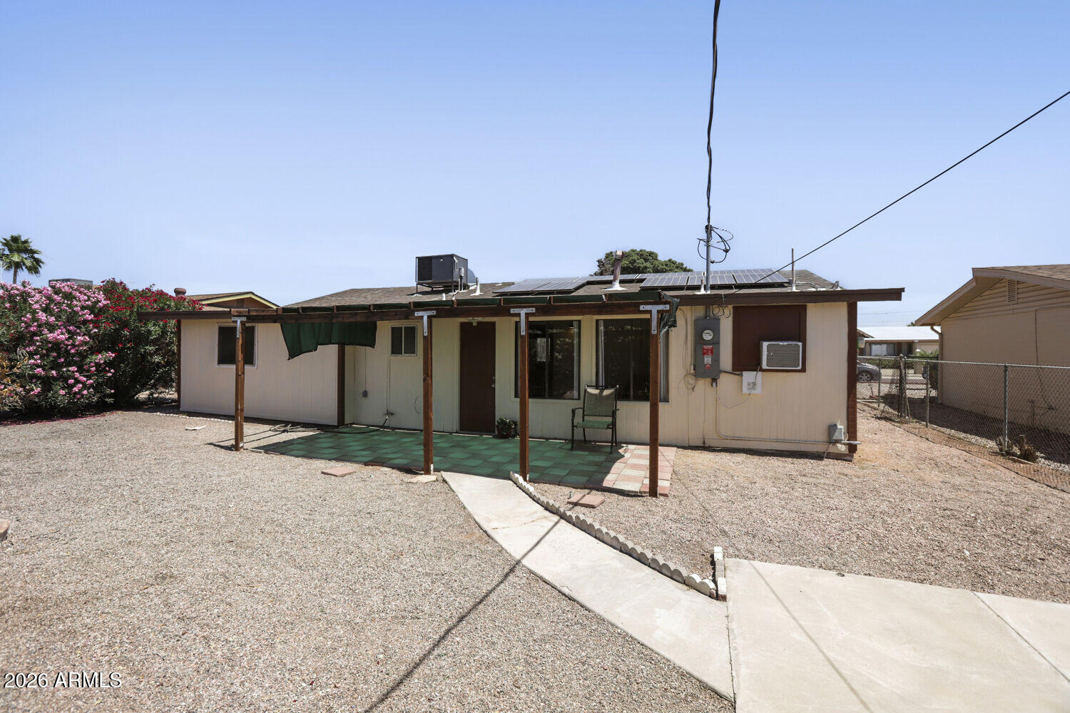 APACHE VILLA - Residential