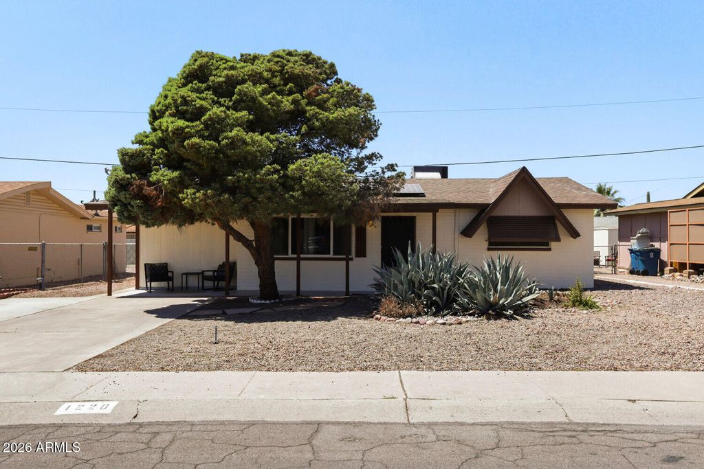 Photo of 1220 S Grand Drive, Apache Junction, AZ 85120 (MLS # 7017170)