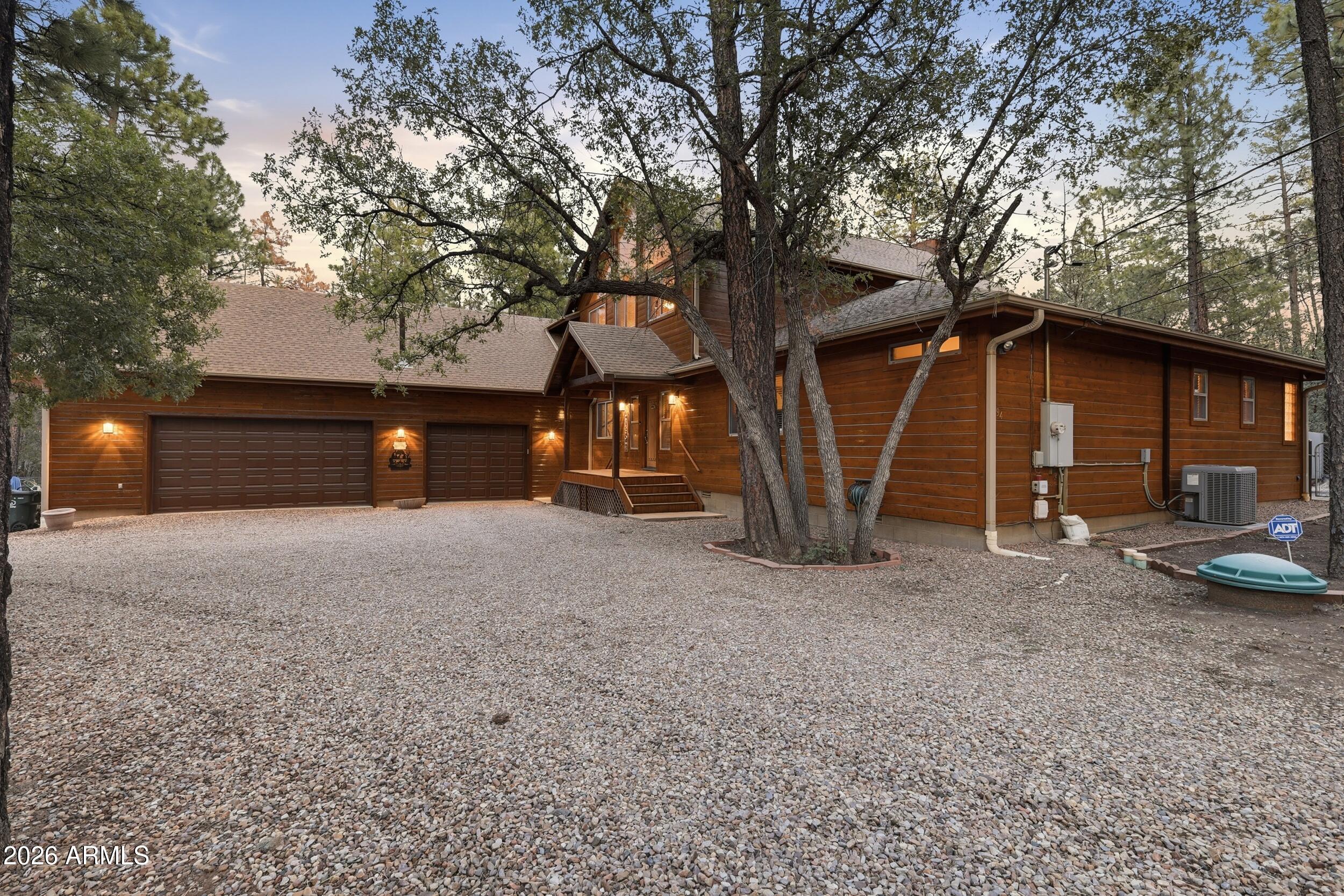 94 W PINE RIDGE Drive